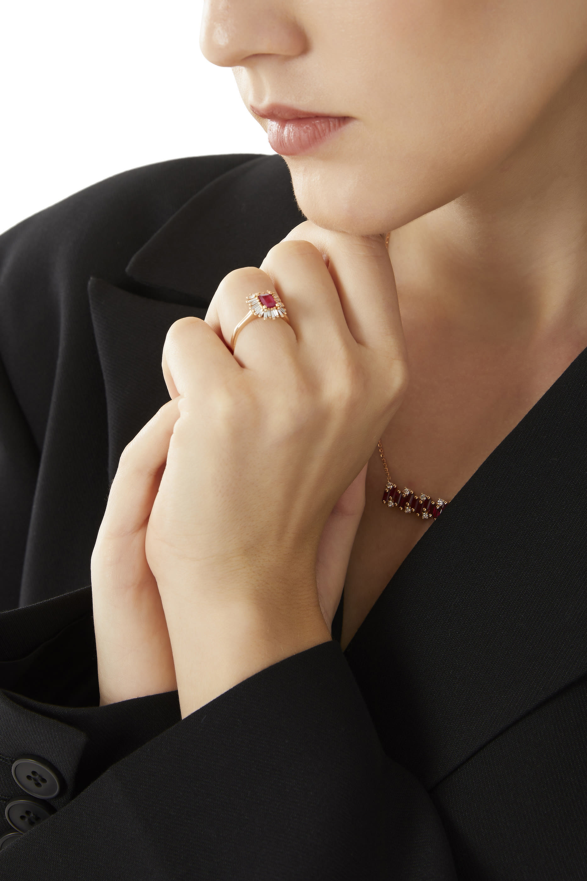 خاتم وان اوف ايه كايند مرصع بالياقوت والماس ذهب وردي عيار 18