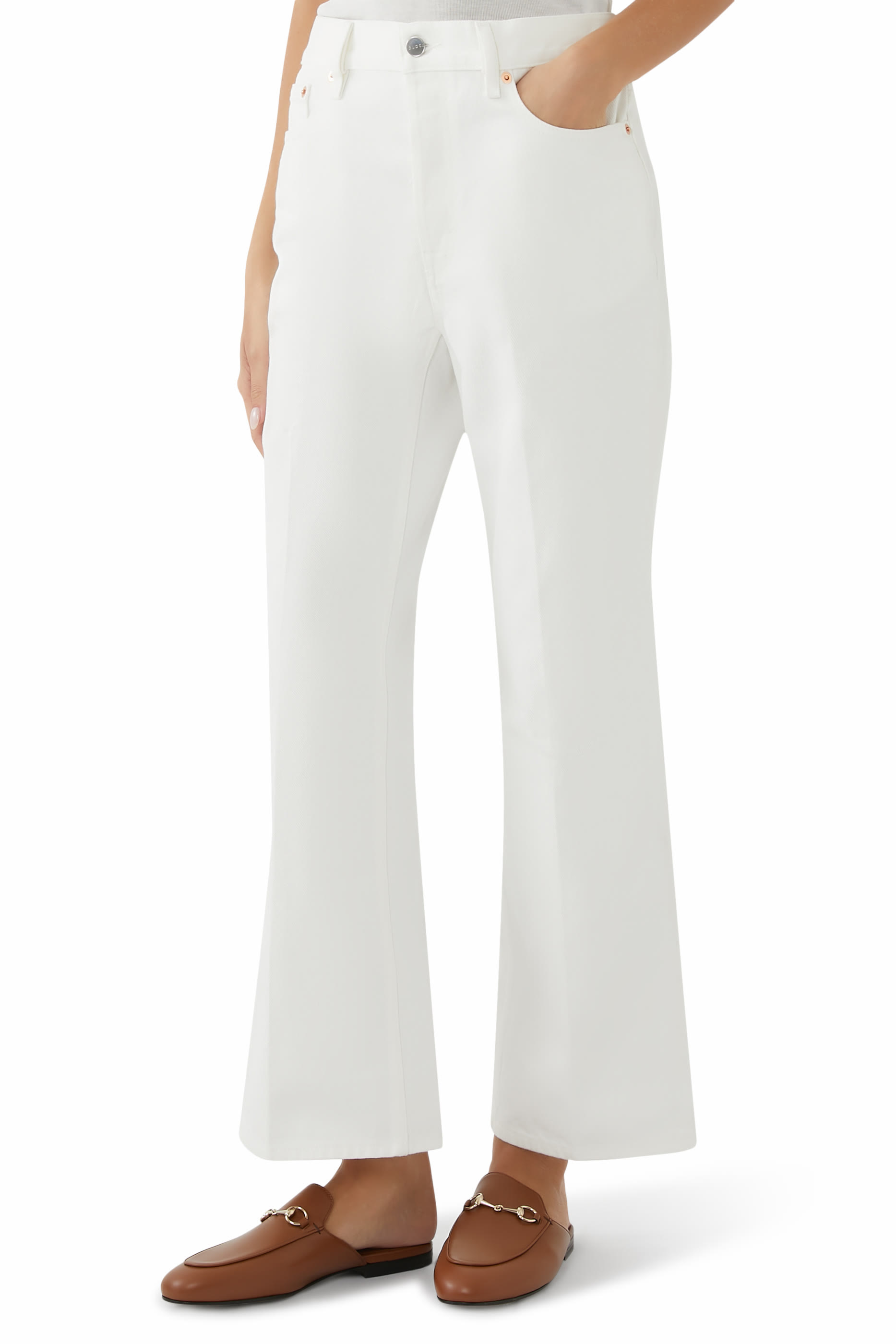 بنطال دنيم بقصة واسعة قصيرة