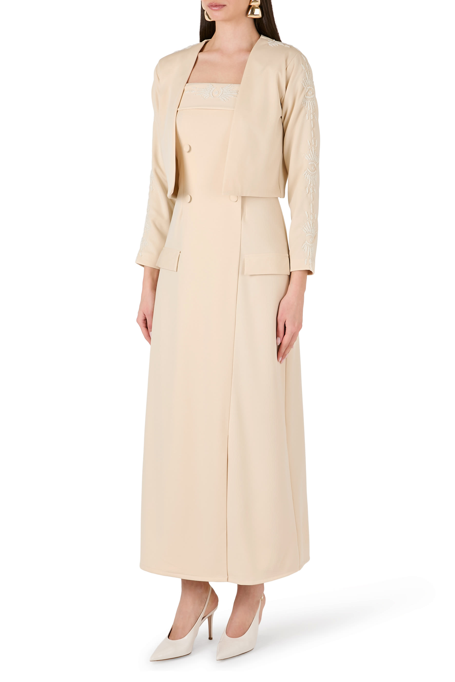 طقم جاكيت قصير مطرز وفستان