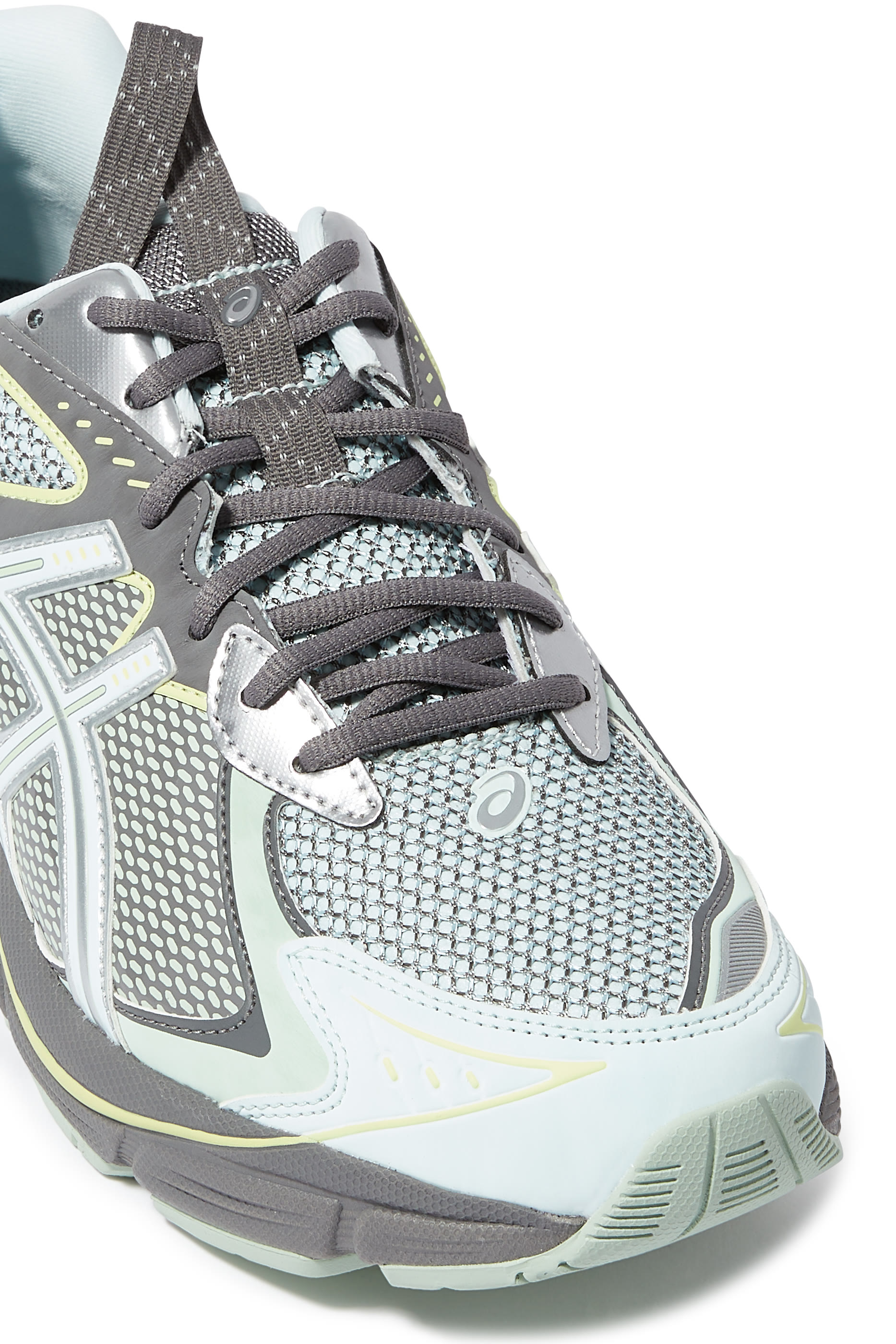 سنيكرز يو إس 6-إس جي تي-2160 للجنسين