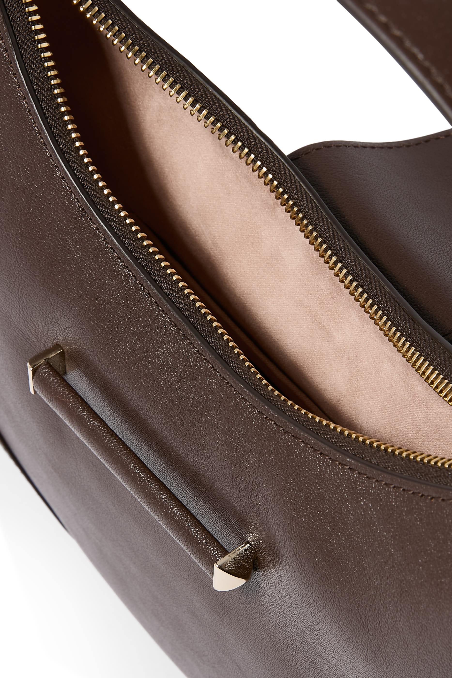 حقيبة هوبو بحلية بتصميم قضيب