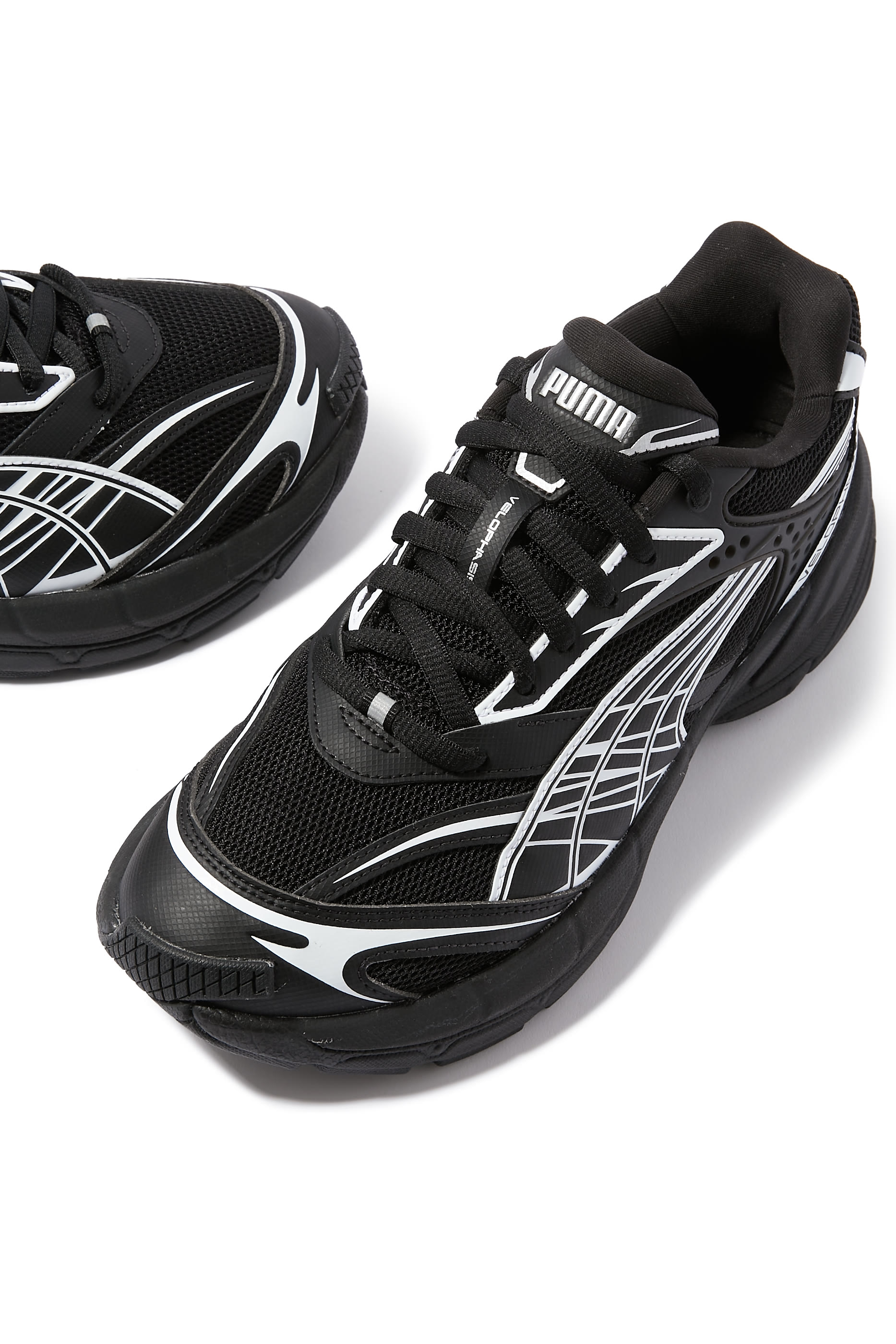 سنيكرز فيلوفسيس أولويز أون للجري