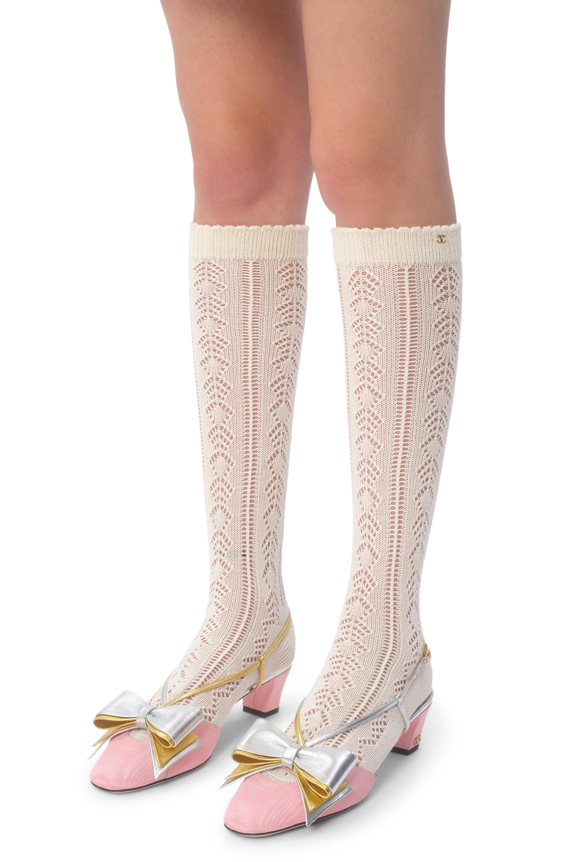 حذاء كلاسيكي 45 بسير خلفي وفيونكة