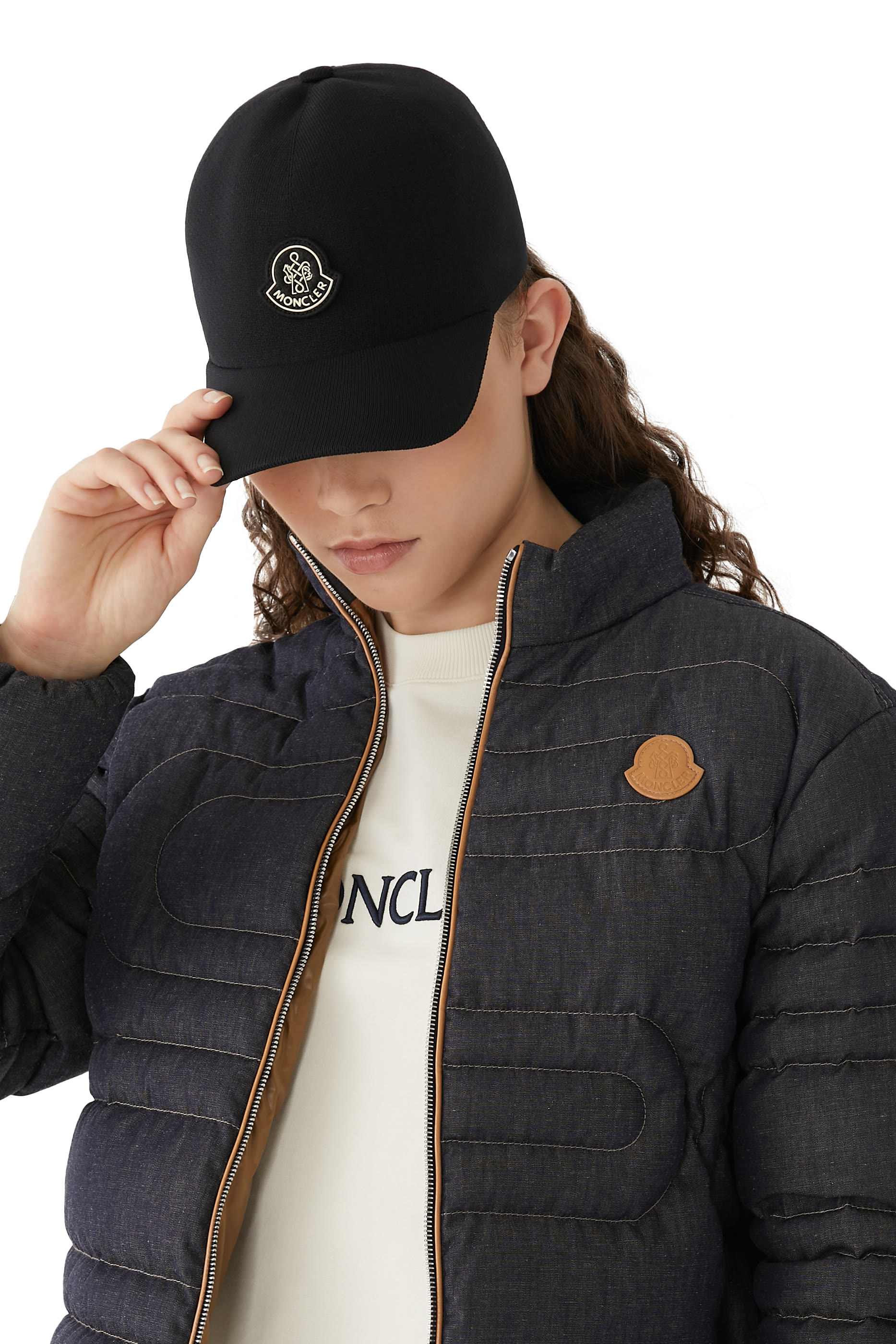 كاب بيسبول بشعار الماركة