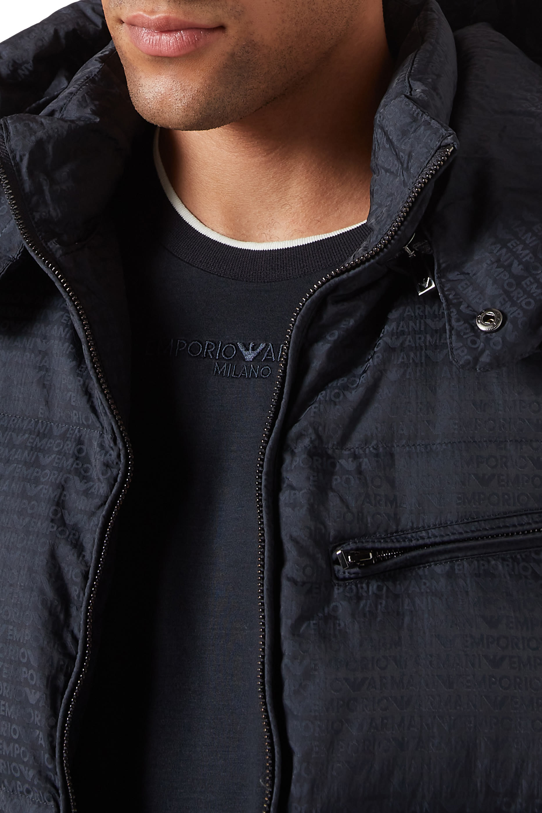 كاب بايسبول بشعار الماركة بحجم كبير