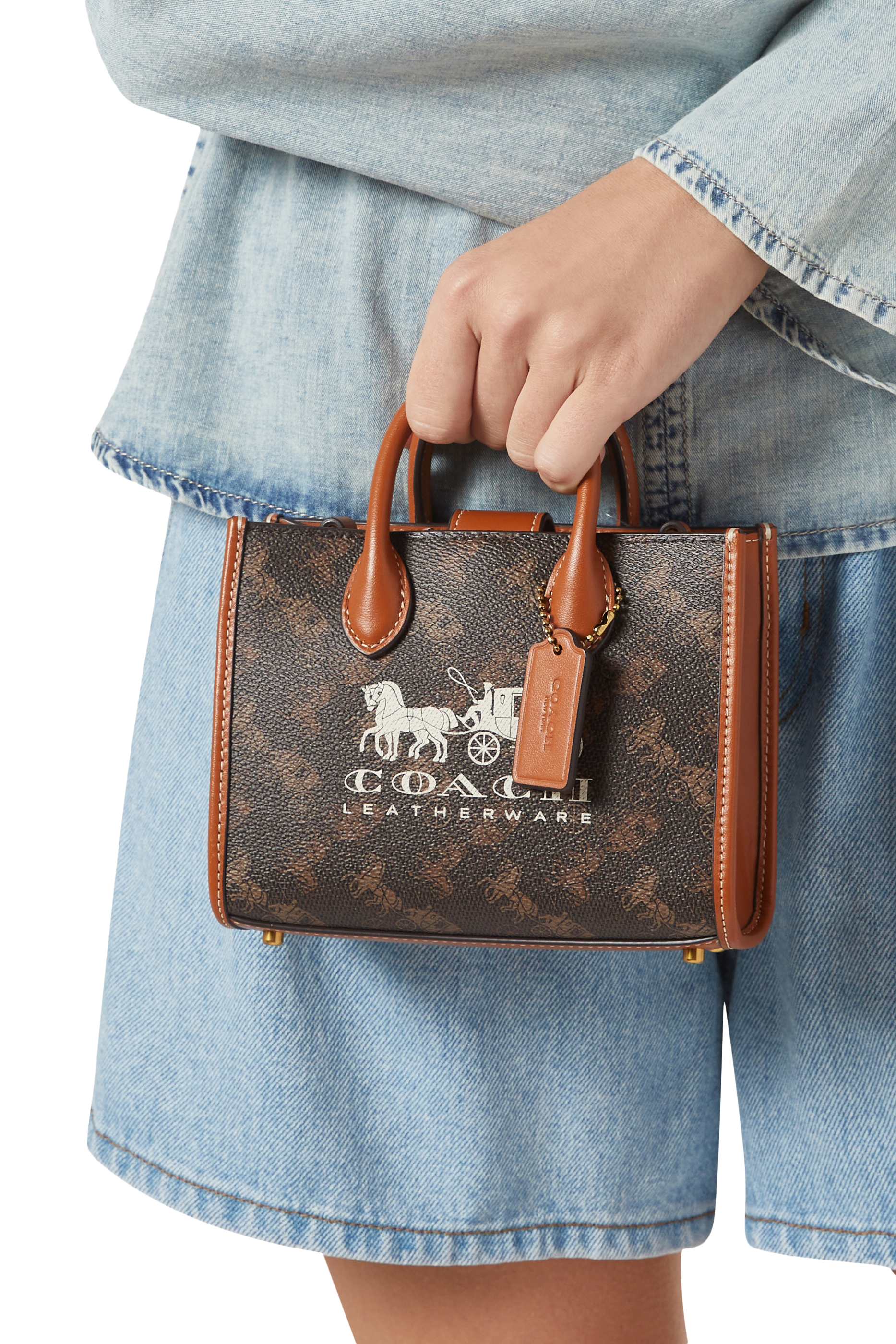 حقيبة يد ايس 17 بطبعات شعار الماركة