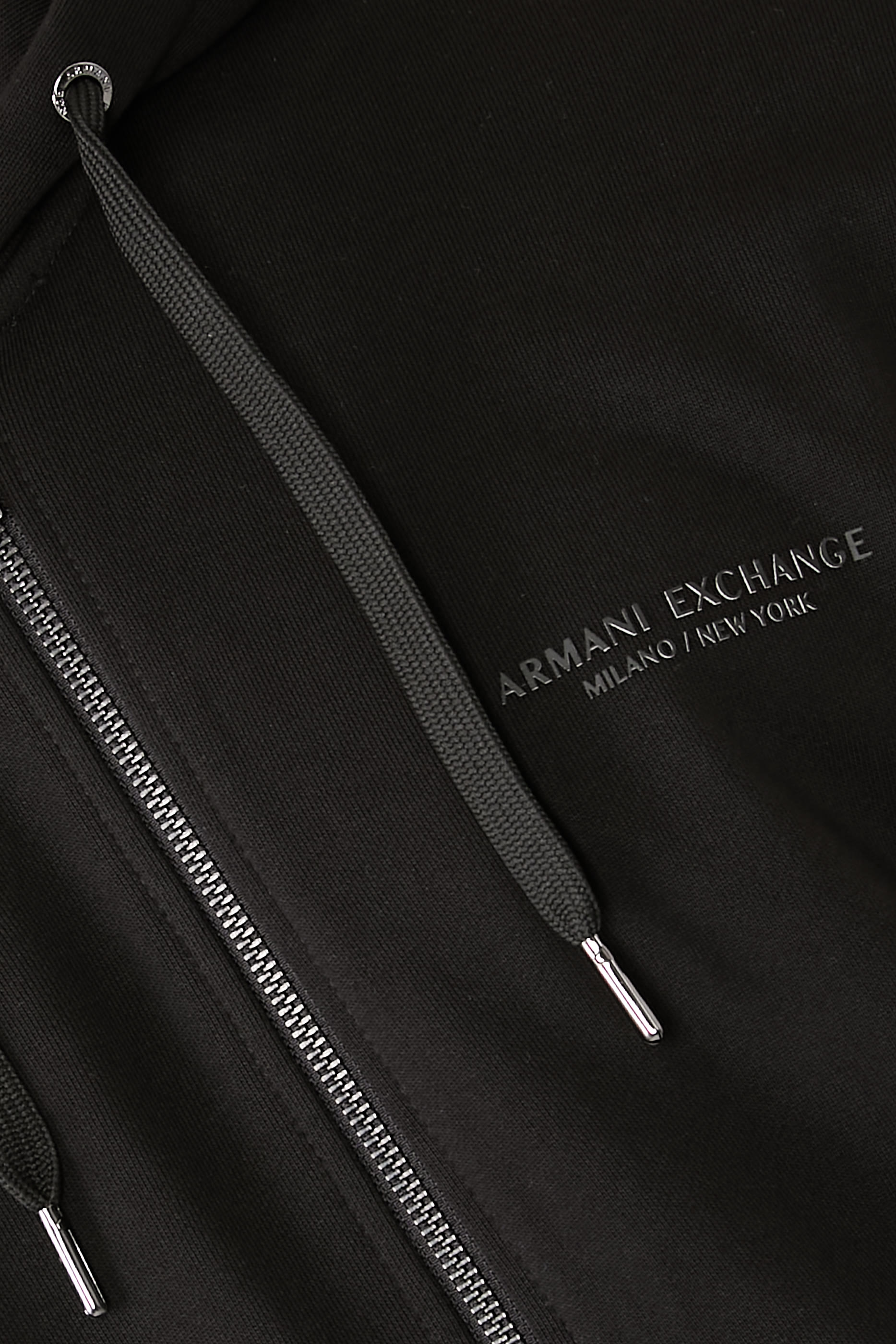 هودي أساسي بسحاب