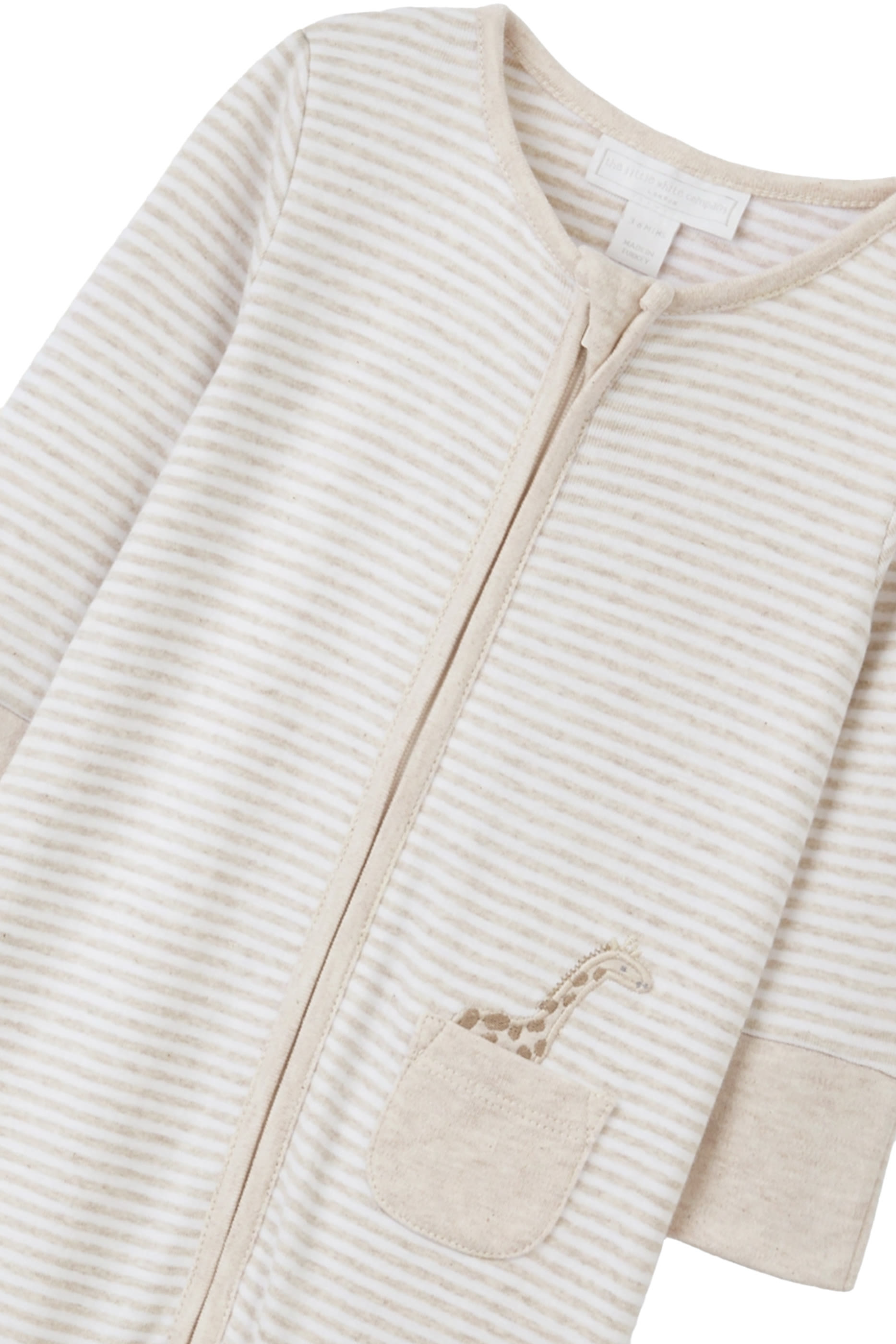 بدلة نوم مخططة بجيب بتطريز زرافة للأطفال