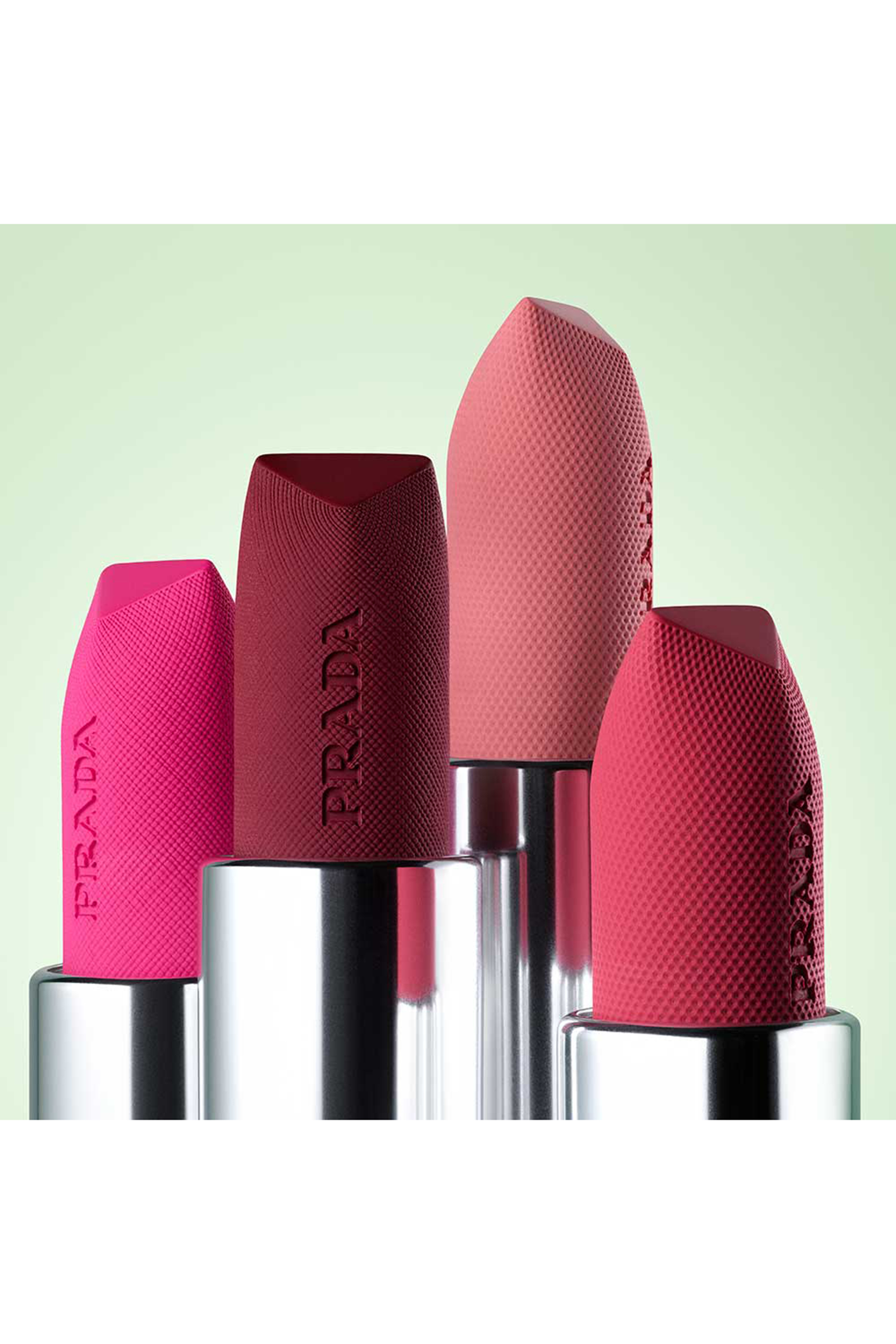 أحمر شفاه مونوكروم هايبر غير لامع