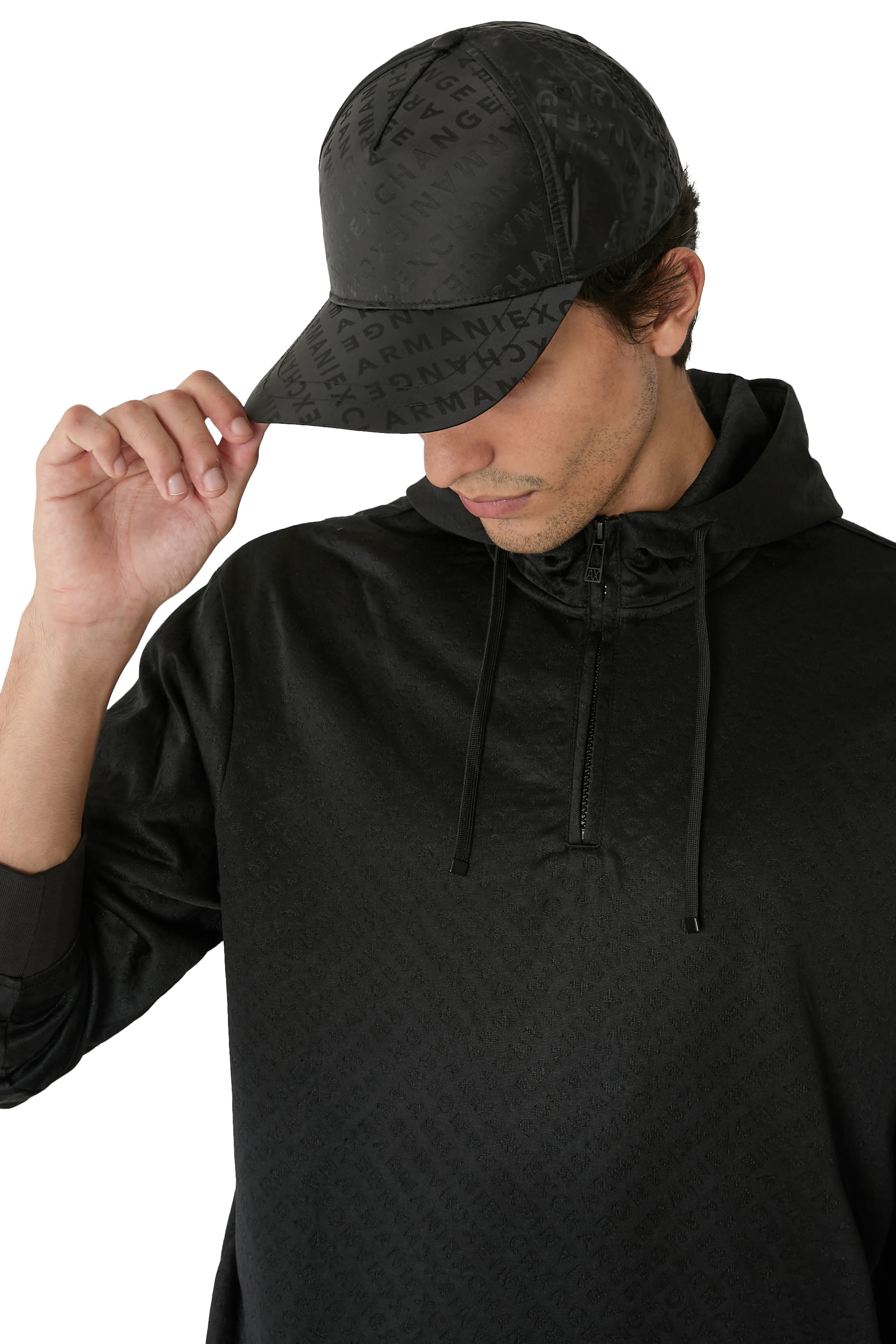 كاب بيسبول مزين كليا بشعار الماركة