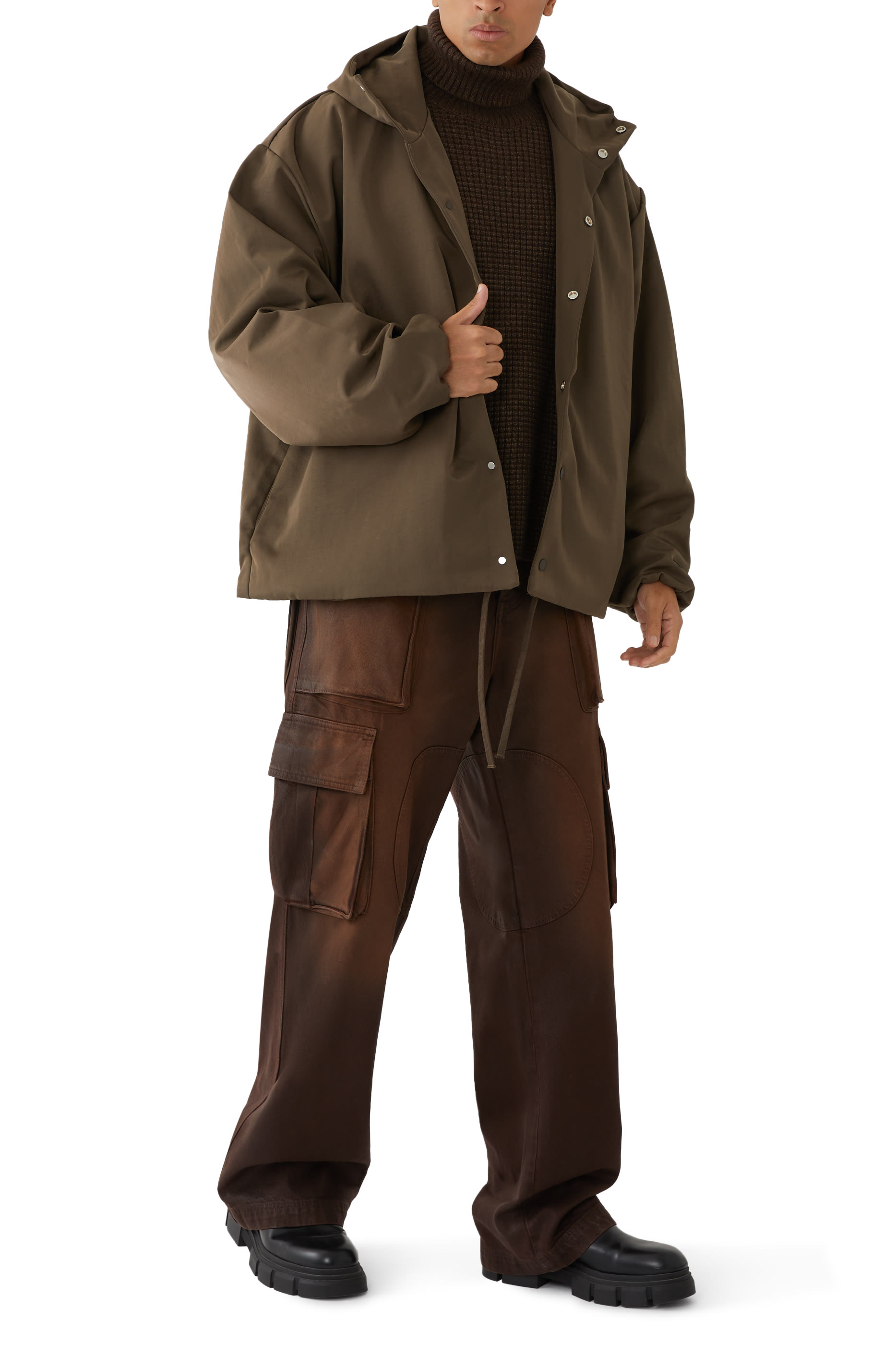 جاكيت كوتشز بغطاء للرأس نايلون بارز الملمس