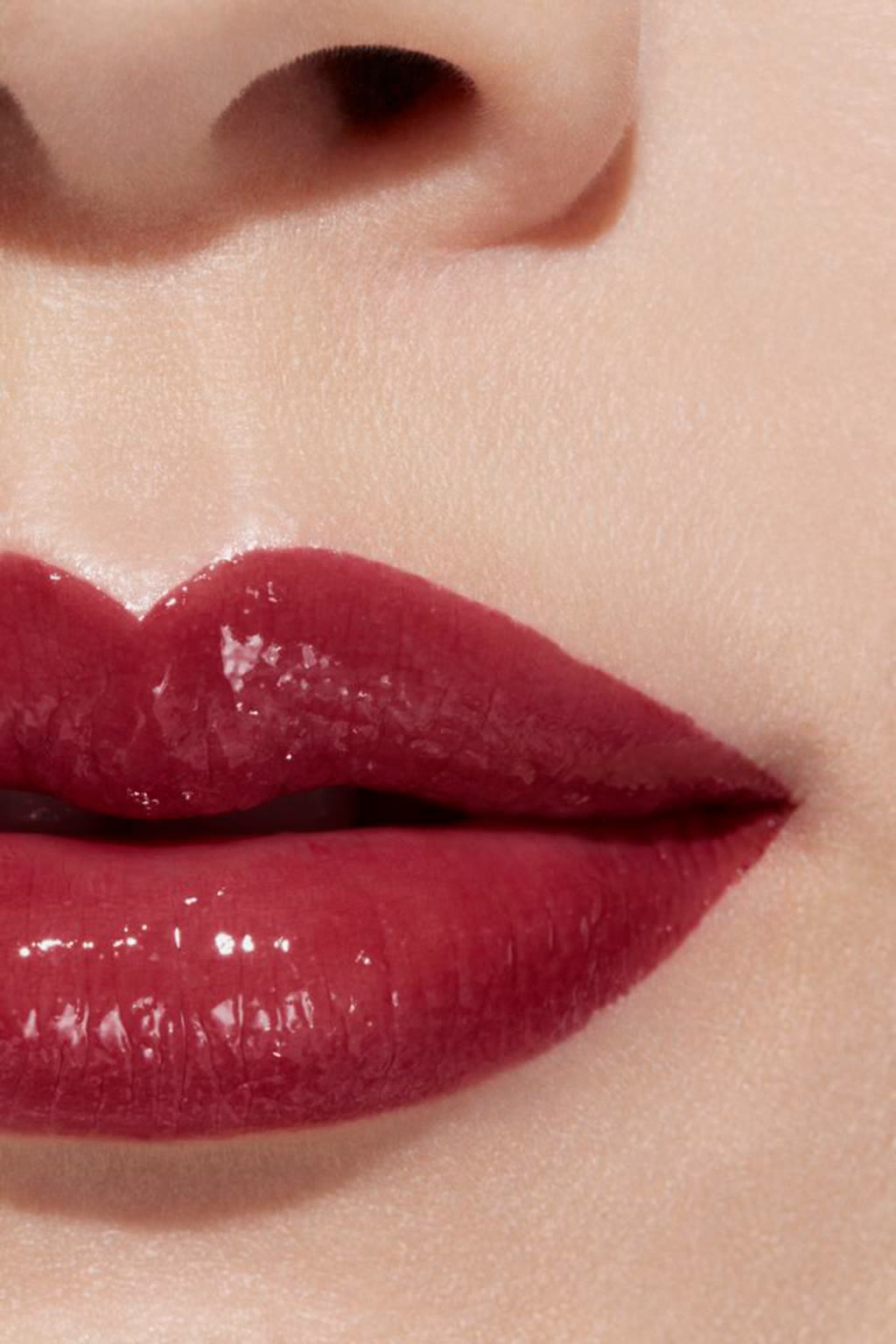 أحمر شفاه ROUGE COCO FLASH Colour, Shine, Intensity In A Flash