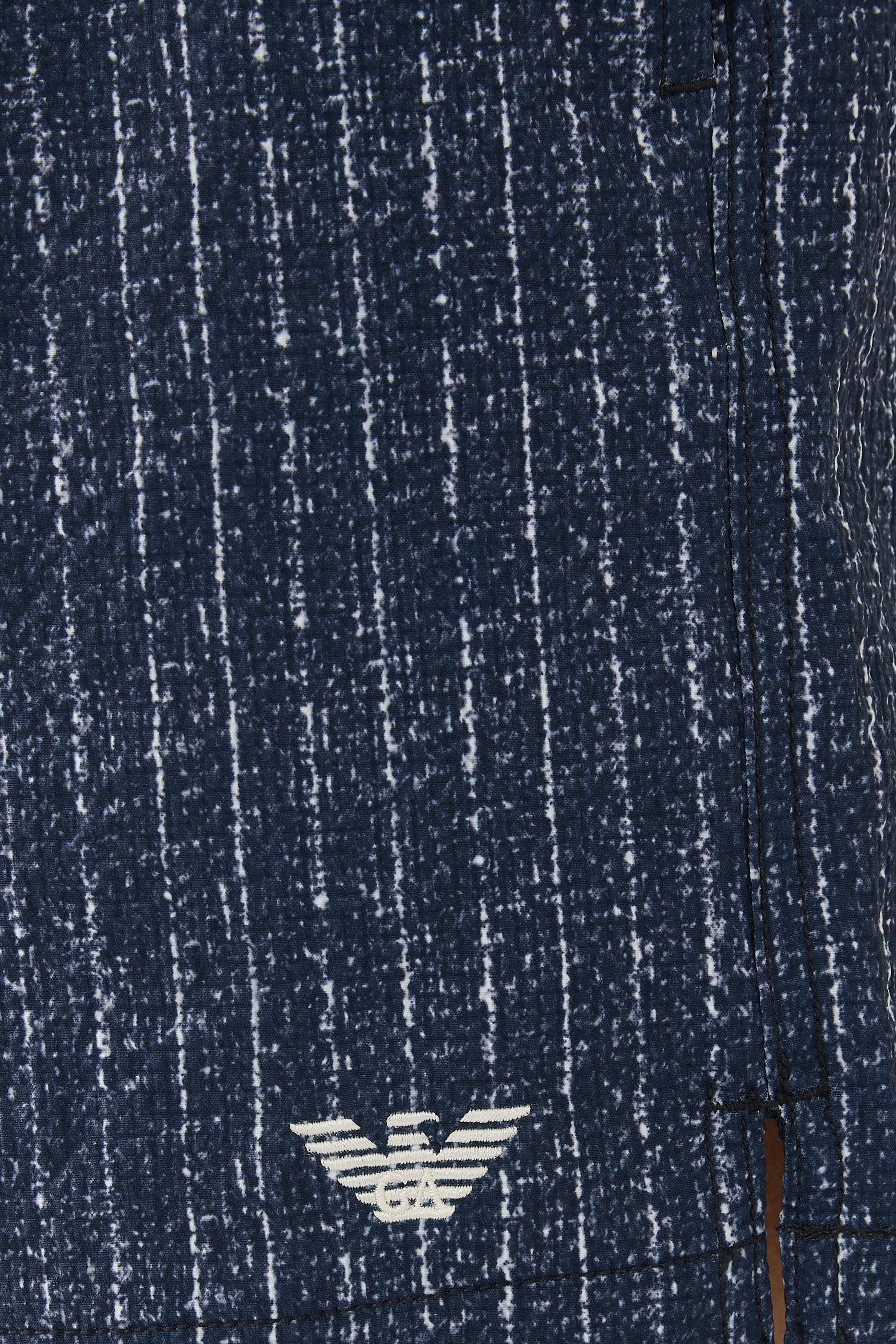 شورت سباحة بنقشة تجريدية