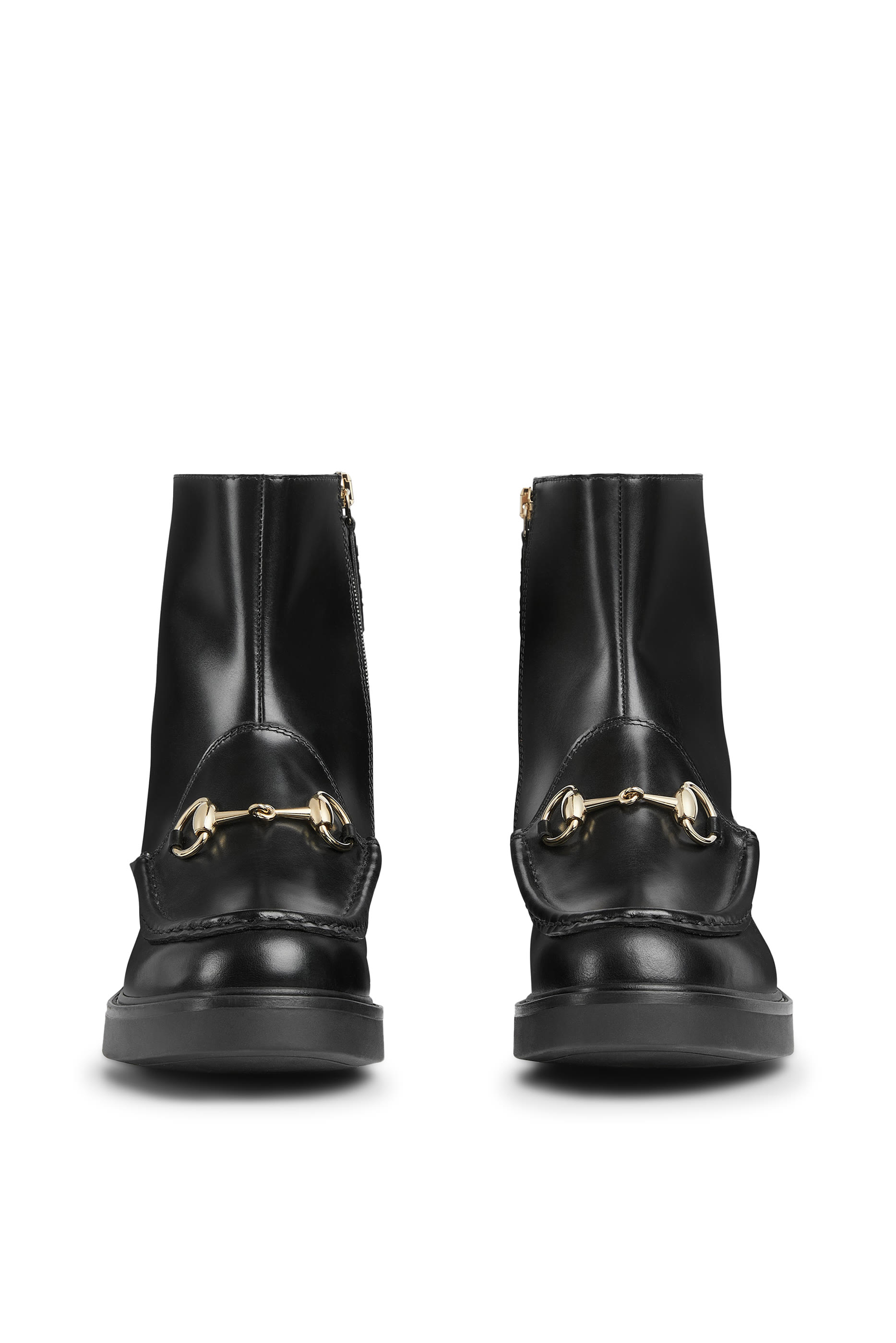 بوت جلد بحلية لجام الحصان