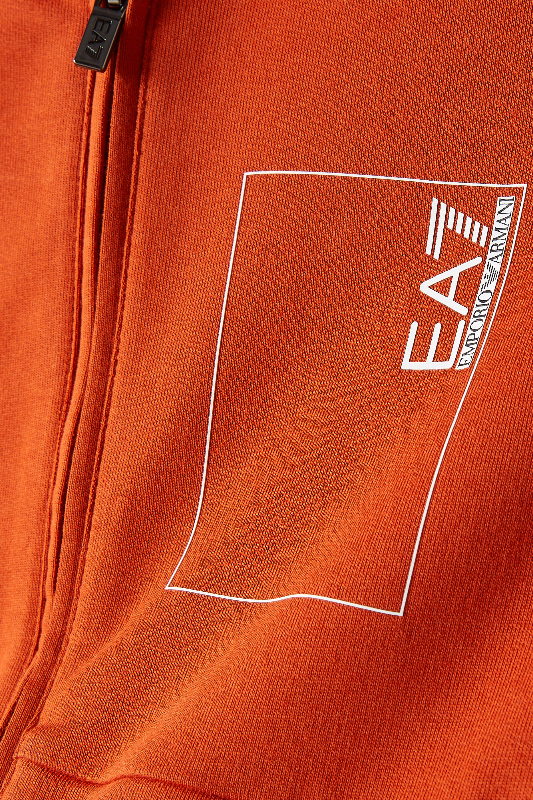 سويت شيرت بغطاء رأس وطبعة شعار الماركة للأطفال