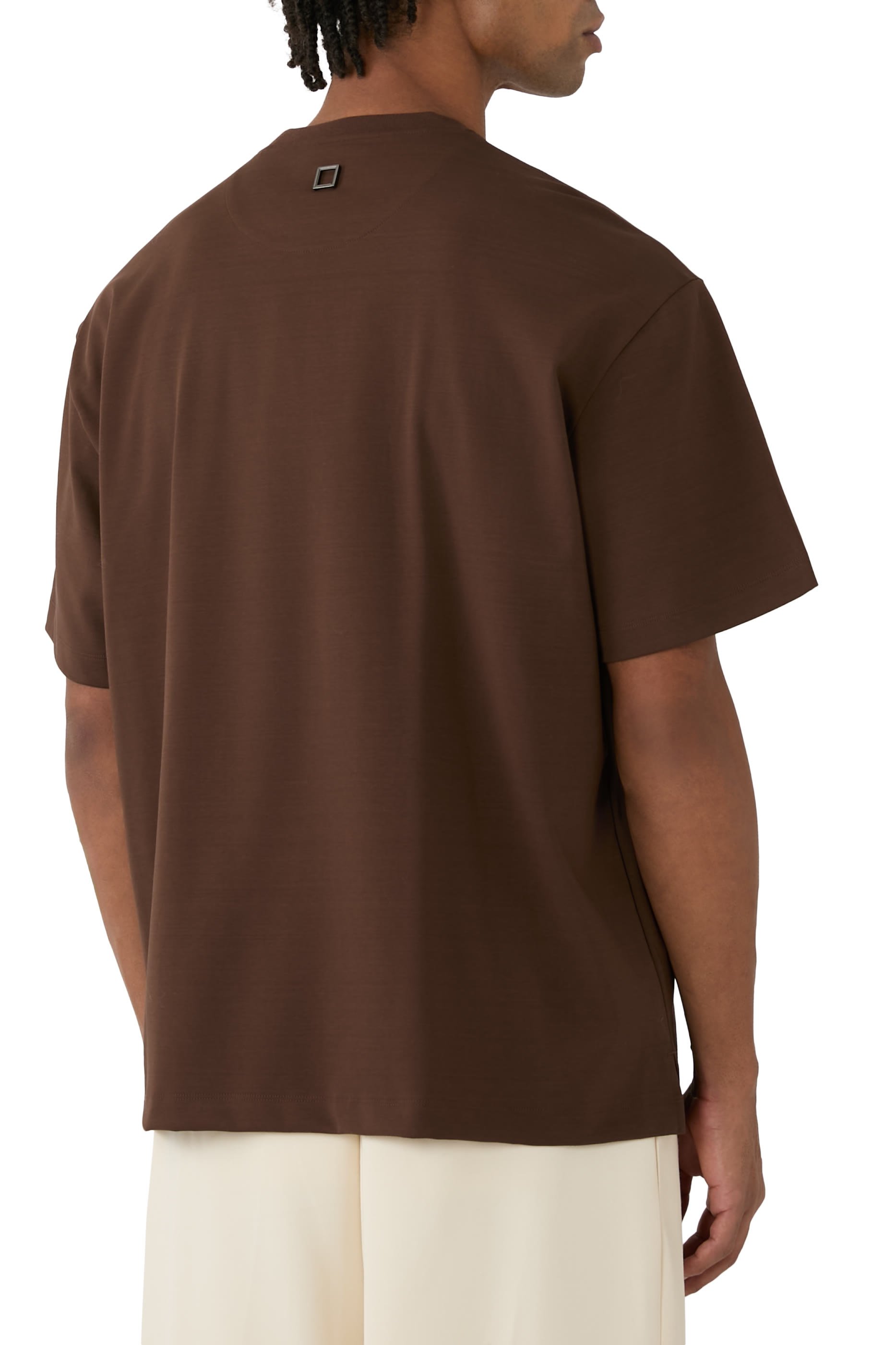 تيشيرت بشعار الماركة