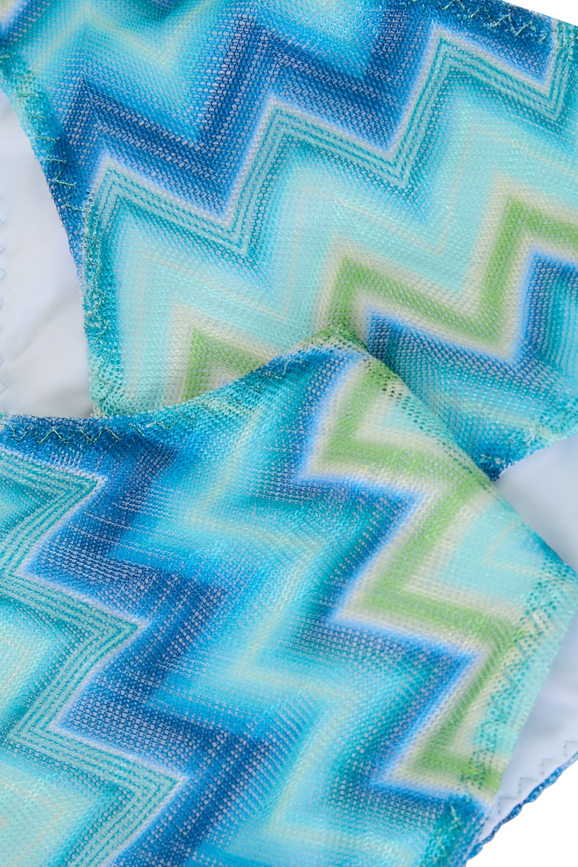 طقم بيكيني بكتف مكشوف ونقشة خطوط متعرجة