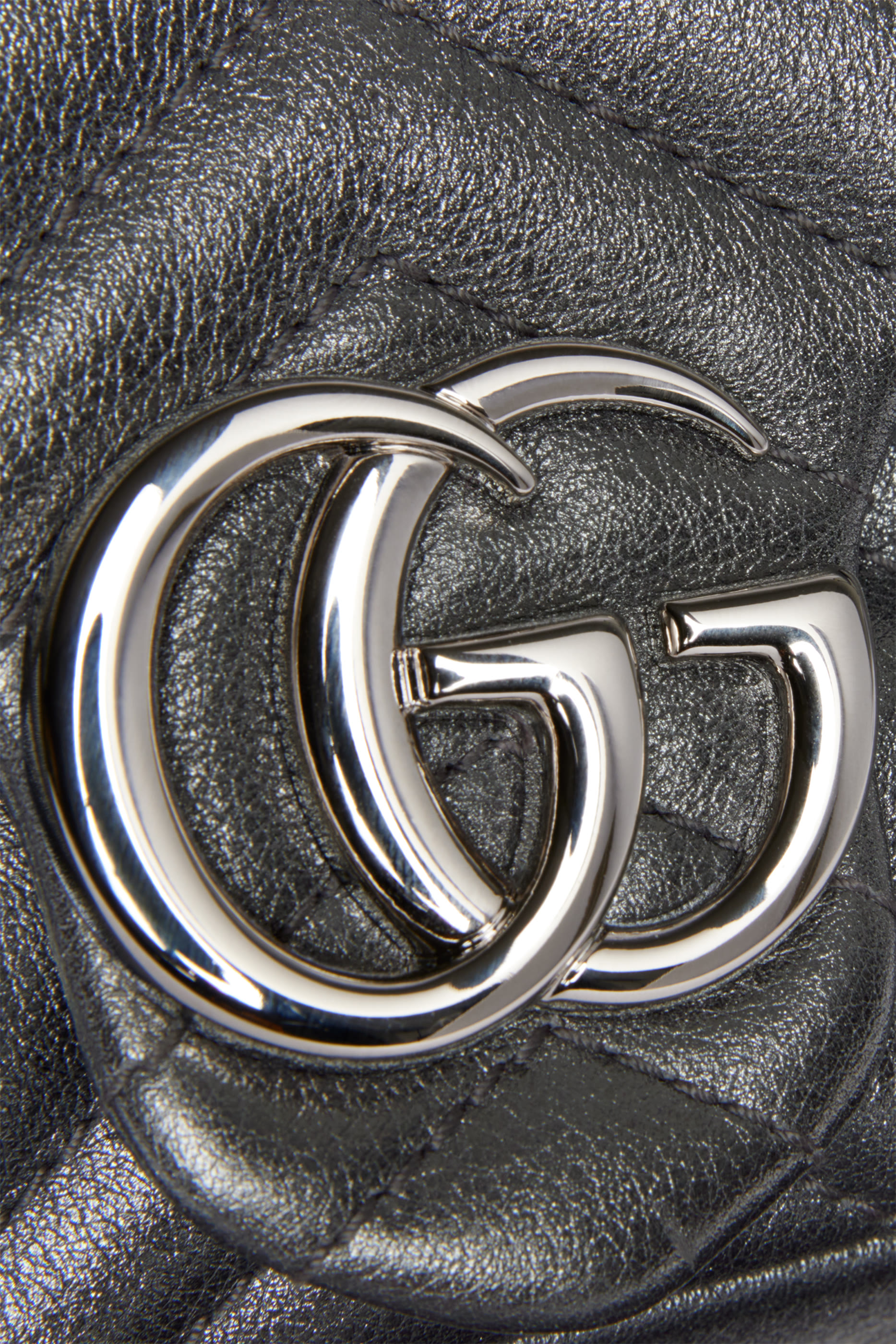 حقيبة كتف مارمونت صغيرة بشعار الماركة 