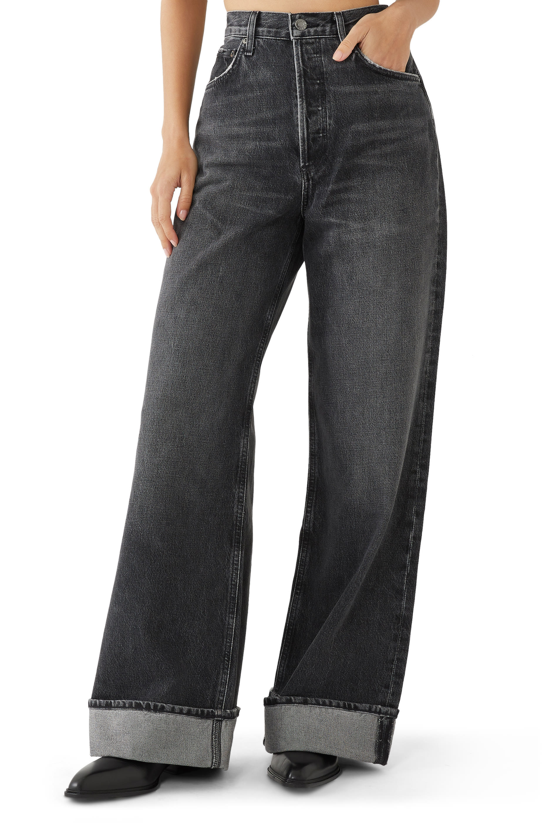 بنطال جينز دنيم بقصة ساق واسعة وخصر مرتفع