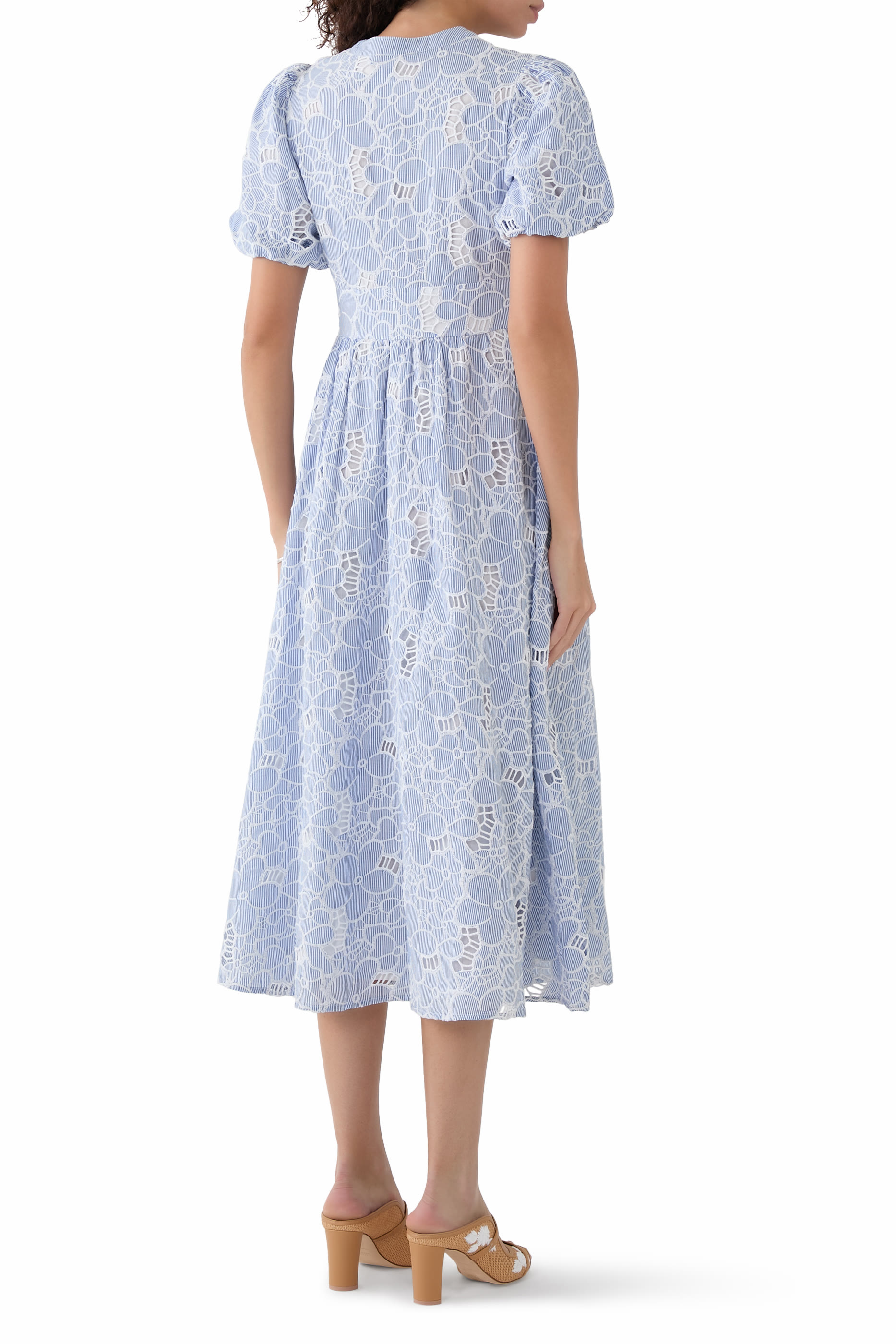 فستان ستارلايت متوسط الطول مخطط ومطرز بزهور