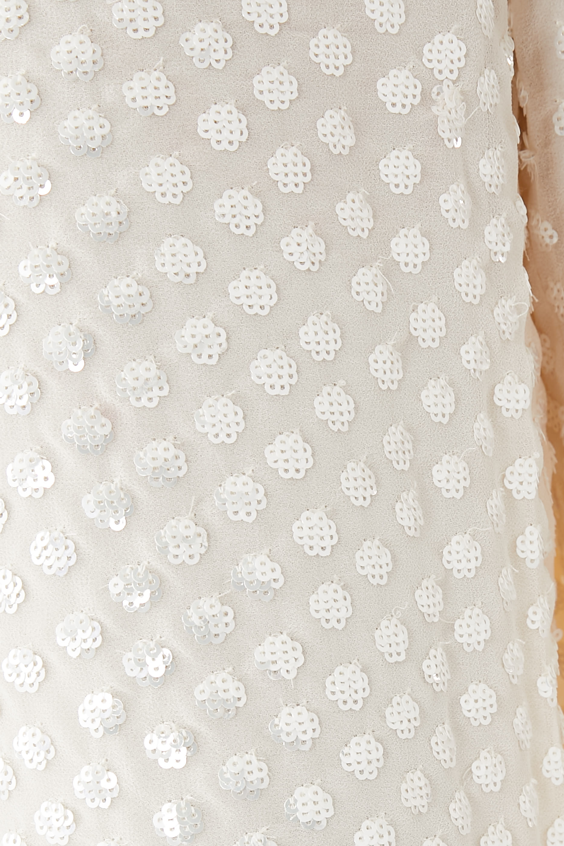 بنطال مطرز بنقاط ترتر