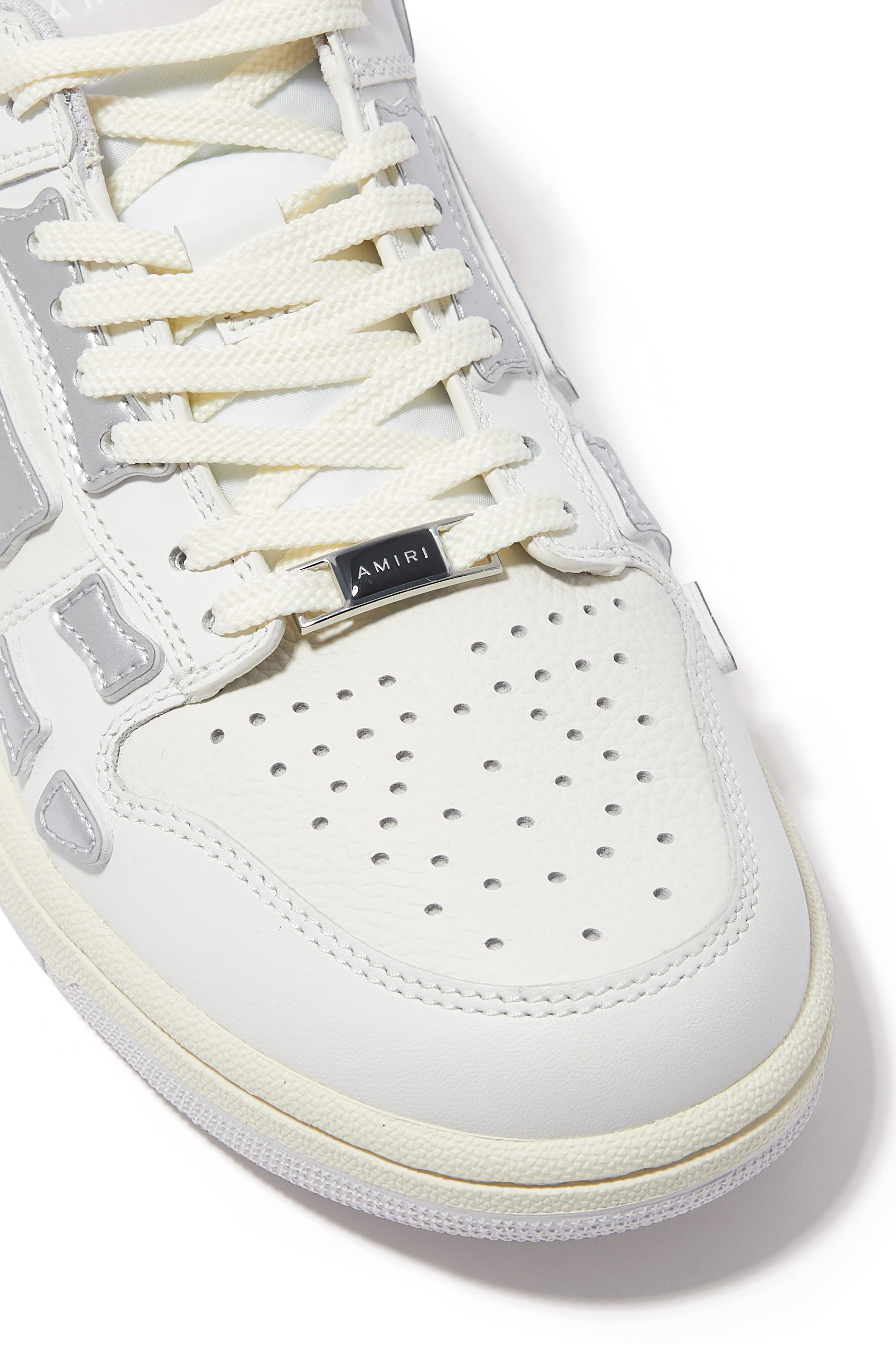 سنيكرز أسفل الكاحل برقع على شكل هيكل عظمي