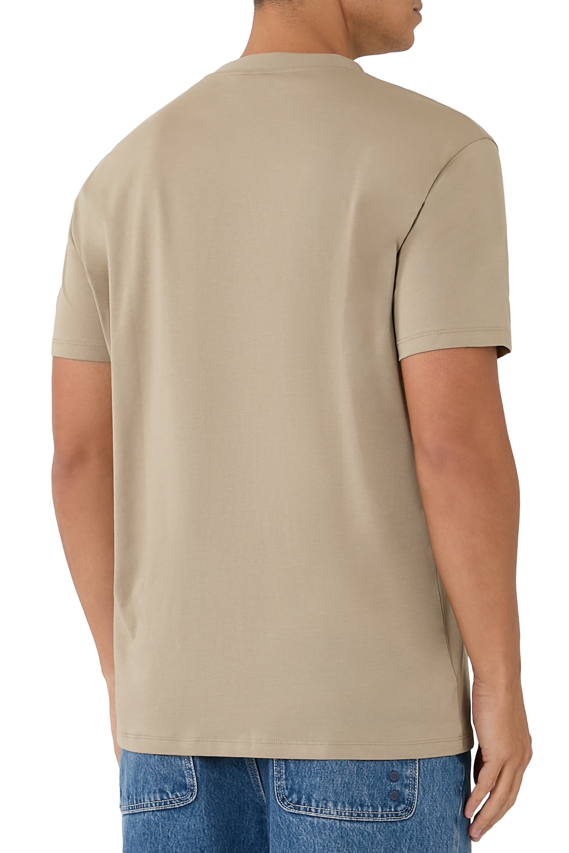 تيشيرت بجيب بطبعة 