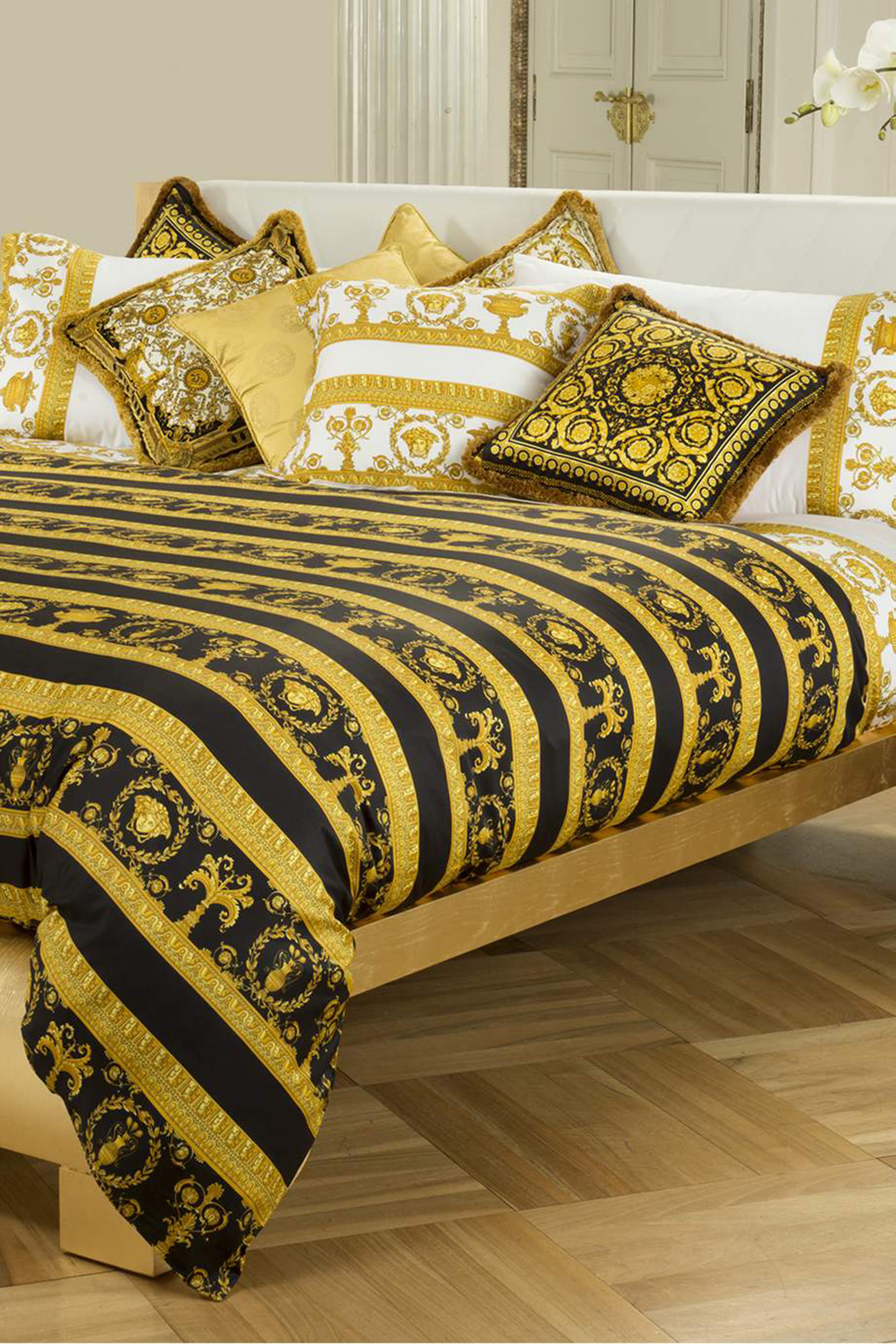 طقم أكياس وسائد بنقشة آي هارت باروك