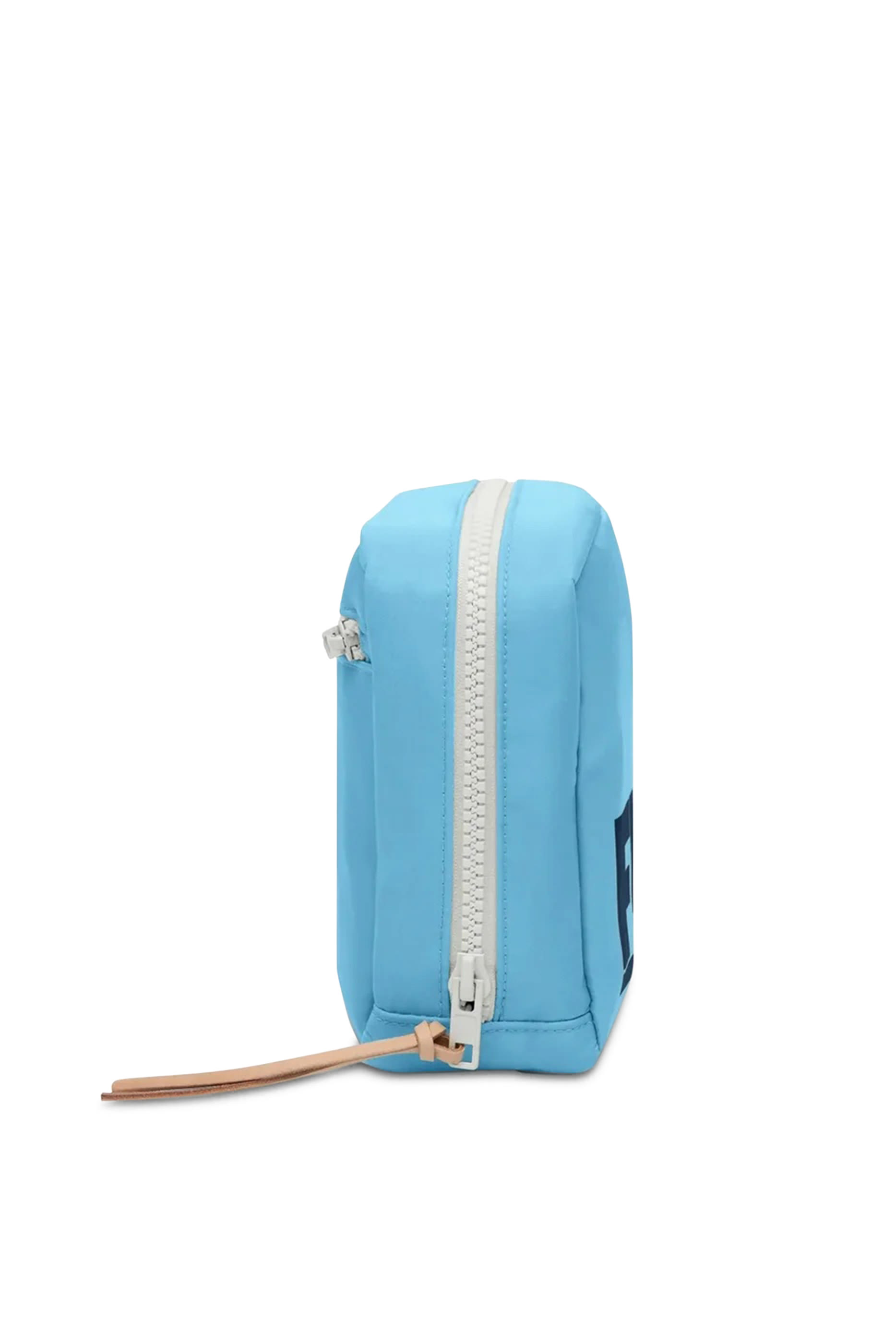 حقيبة مستحضرات عناية شخصية فليود