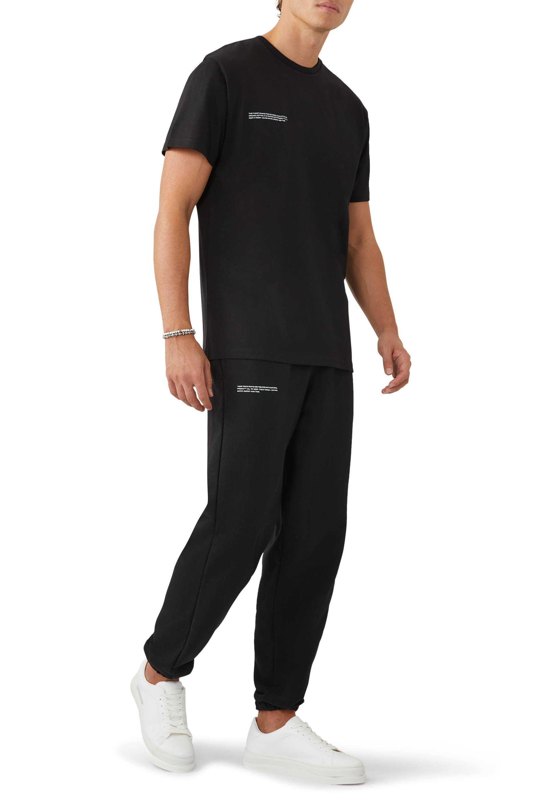 سنيكرز جلد جرايب