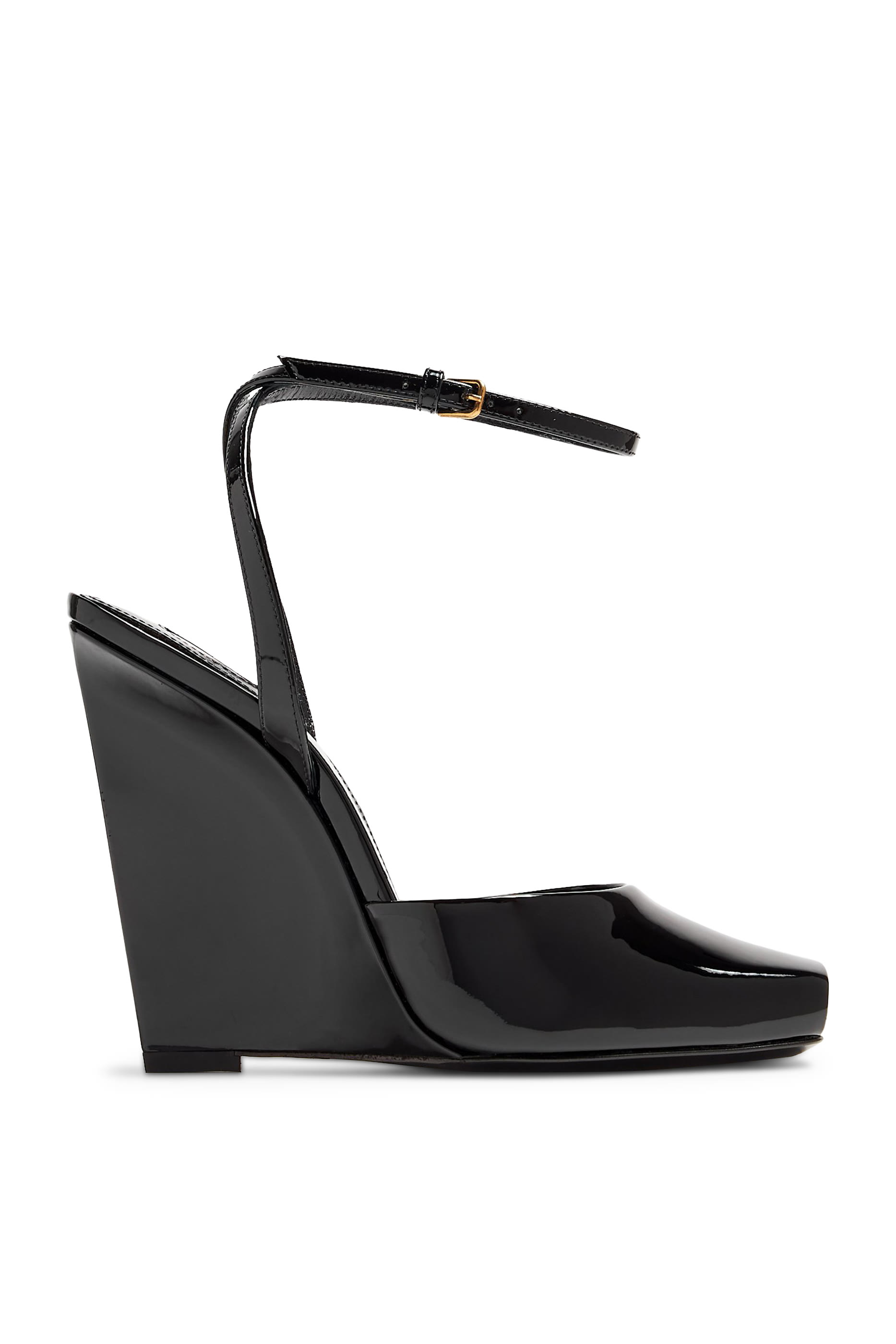 صندل لا سكاندال بكعب ويدج 110