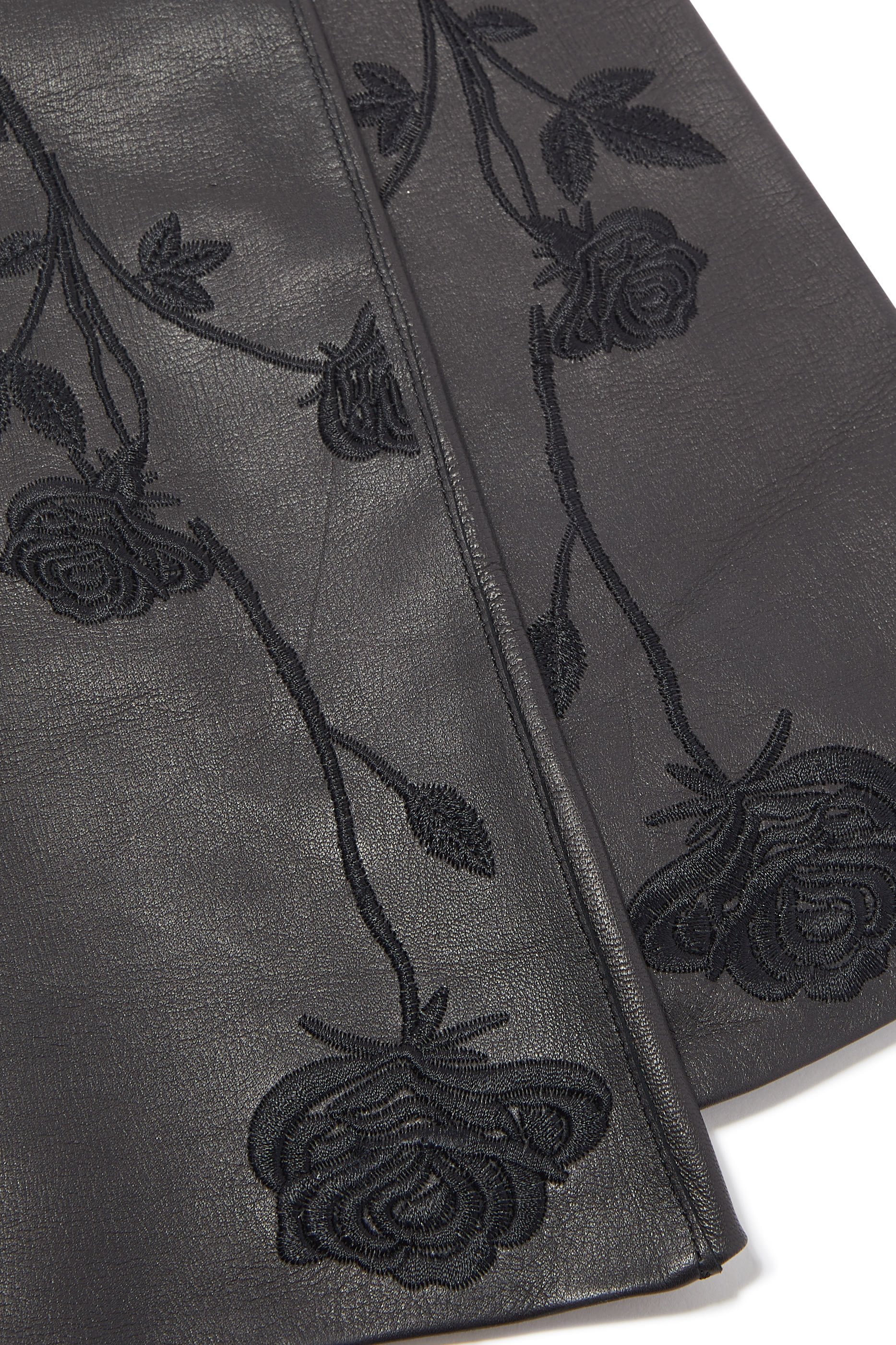 قفازات جلد بتطريزات زهور