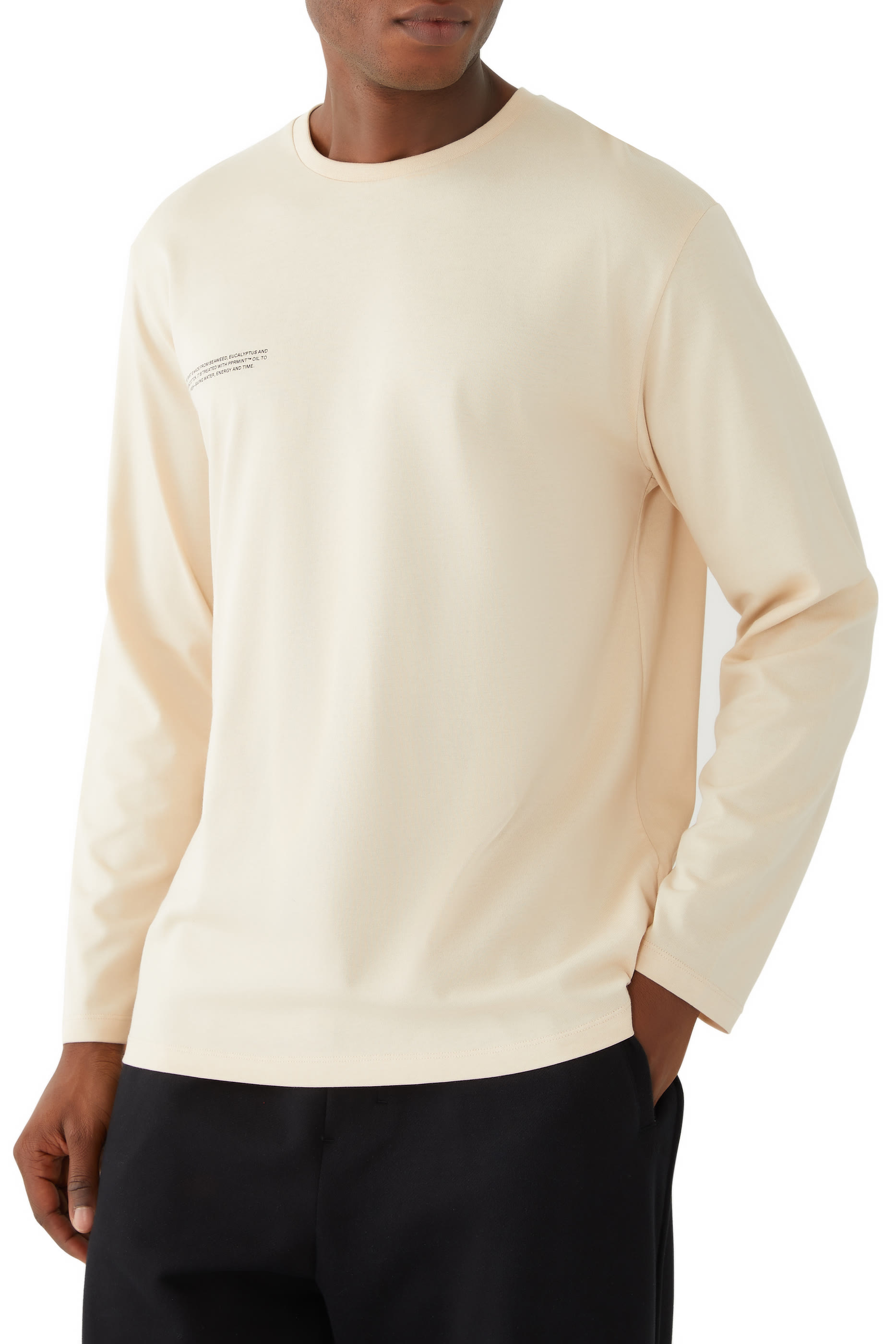 تيشيرت بأكمام طويلة بشعار الماركة