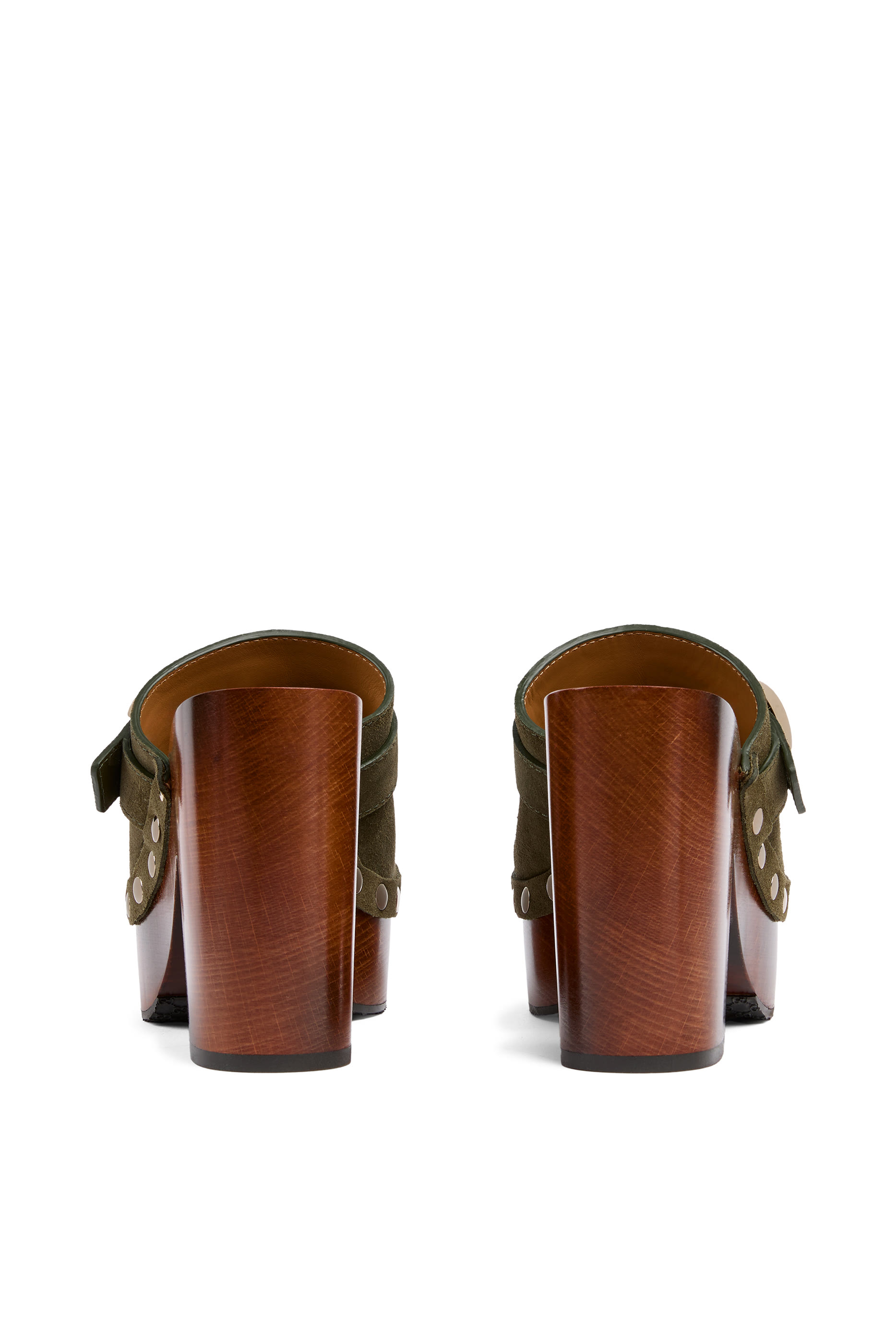 حذاء مفتوح من الخلف 65 بحلية حرفي شعار الماركة ونعل سميك