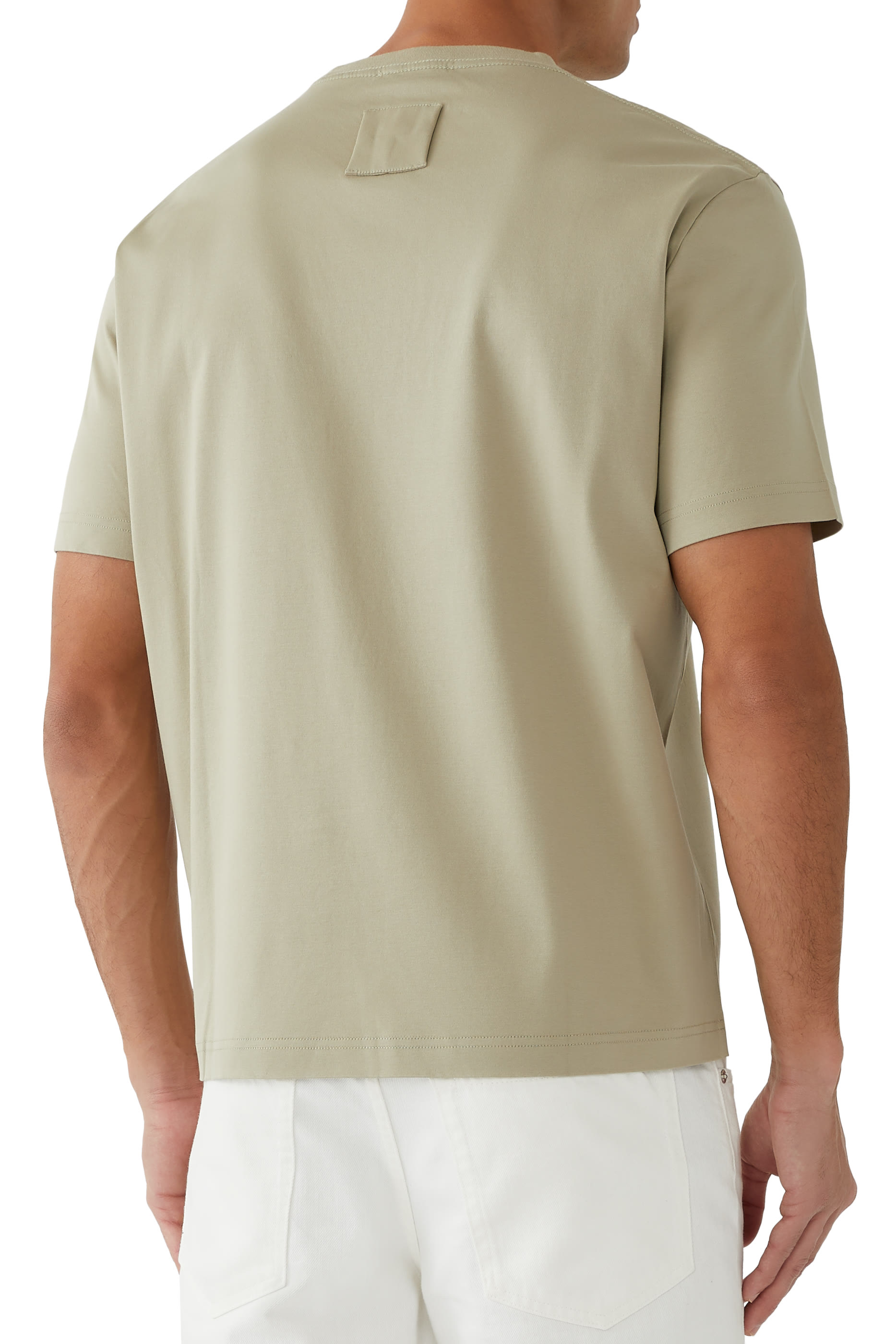 تيشيرت بشعار الماركة