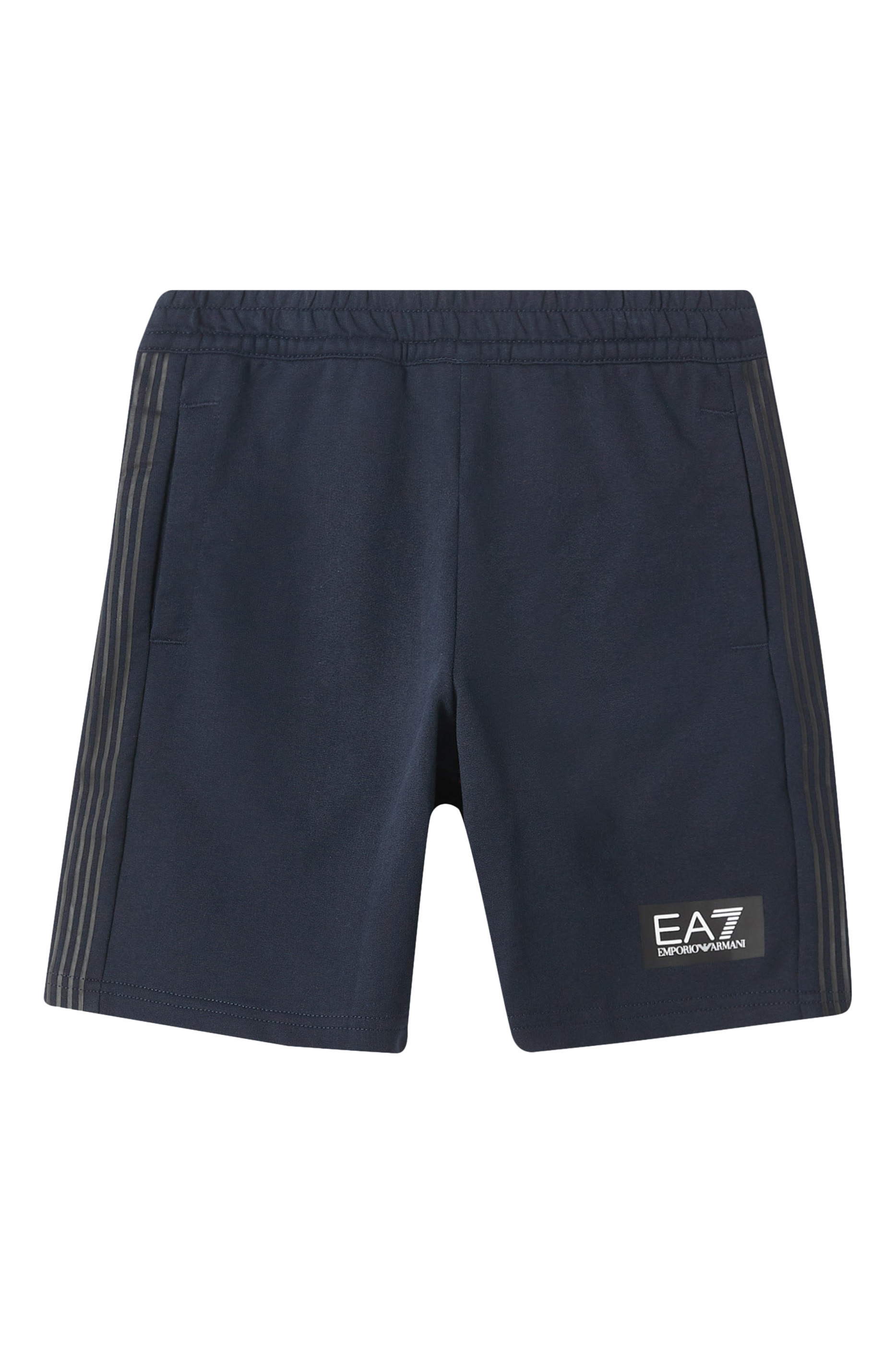 شورت بشعار الماركة للأطفال