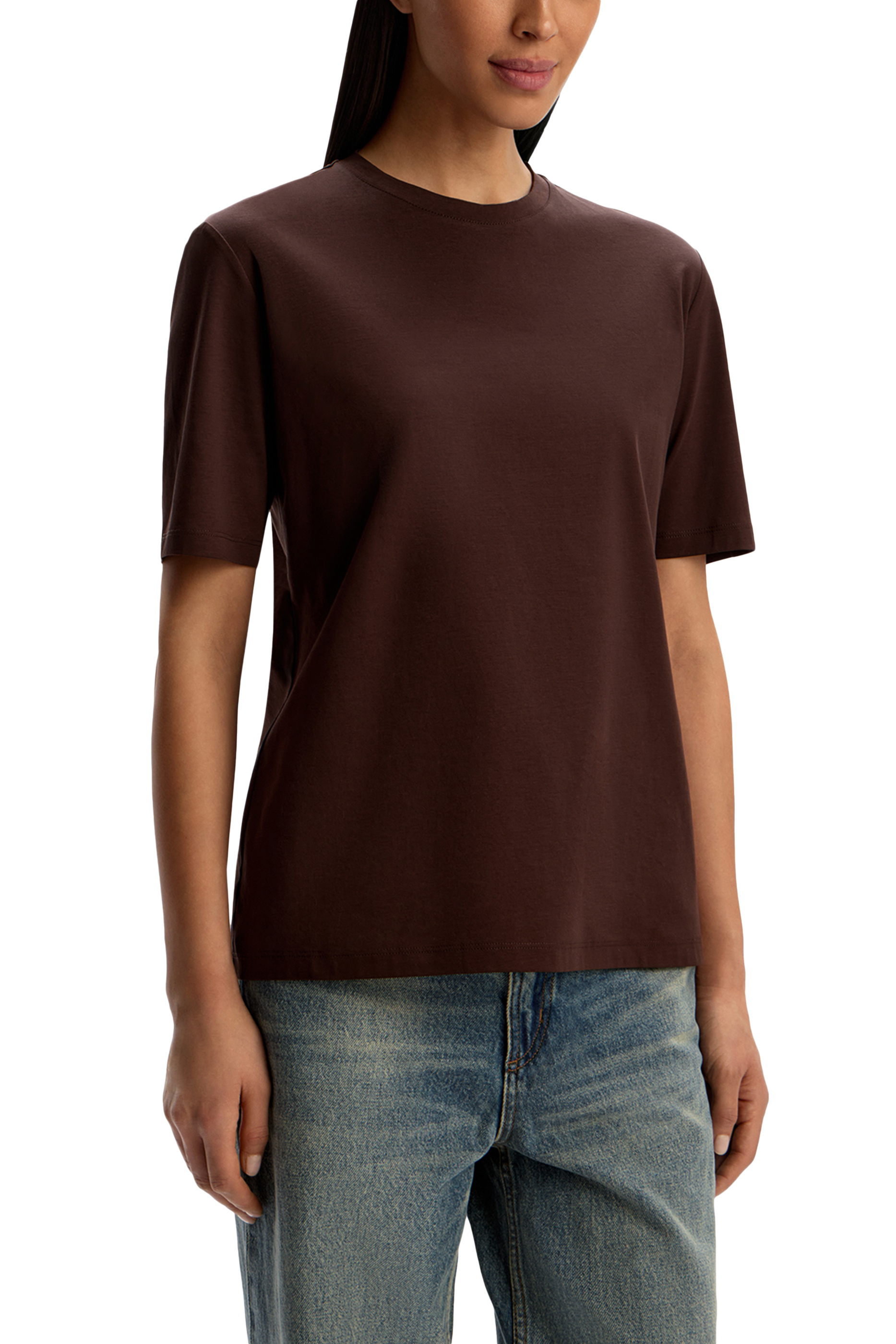 تيشيرت بقصة ضيقة