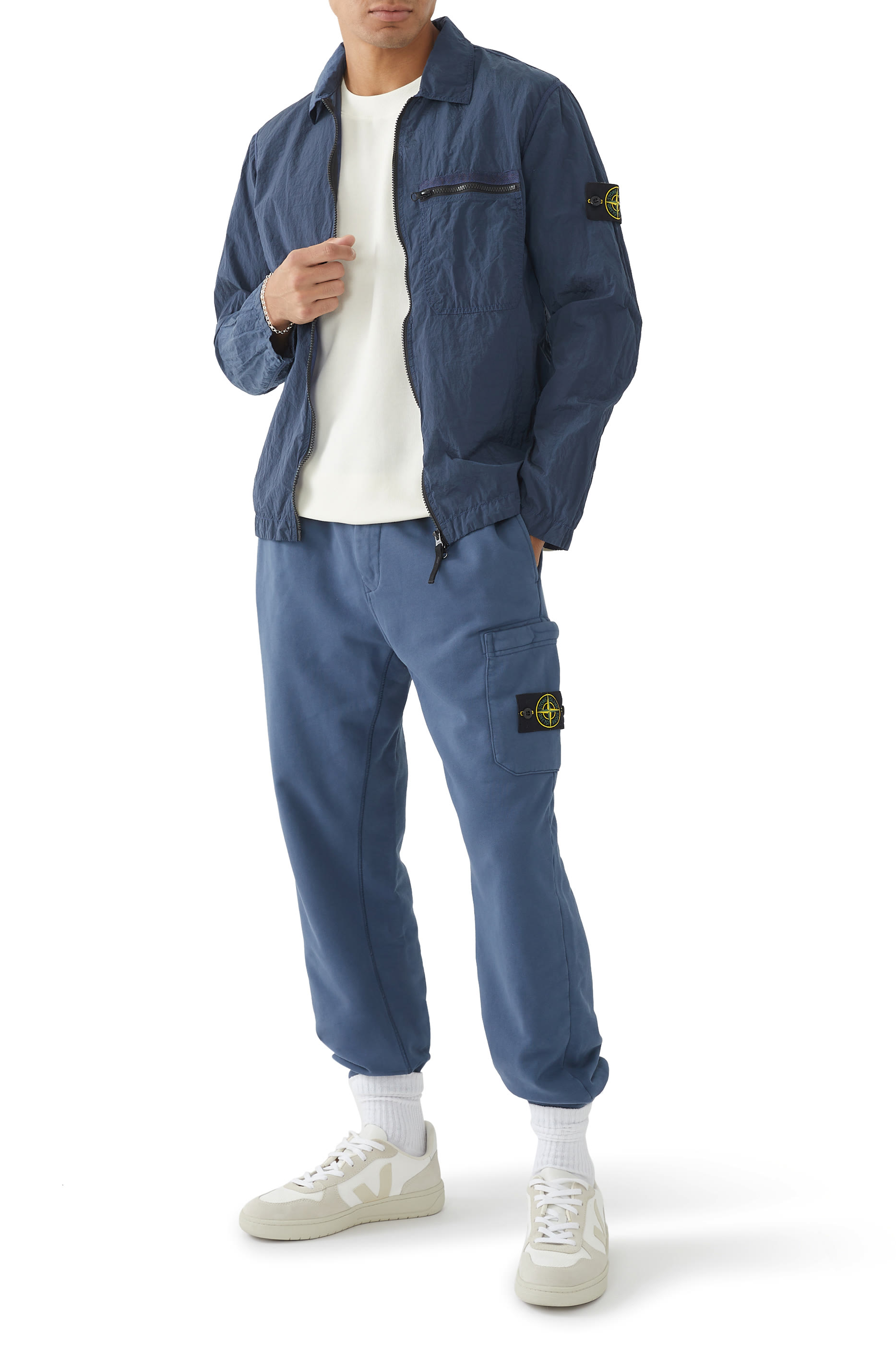 جاكيت بنمط قميص نايلون بسحاب