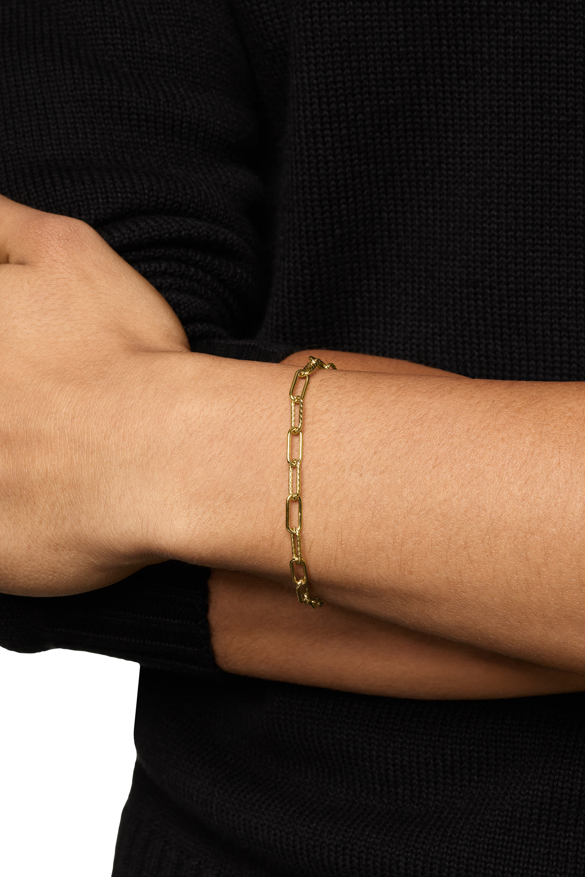 سوار سلسلة ماديسون بشعار الماركة، ذهب أصفر عيار 18