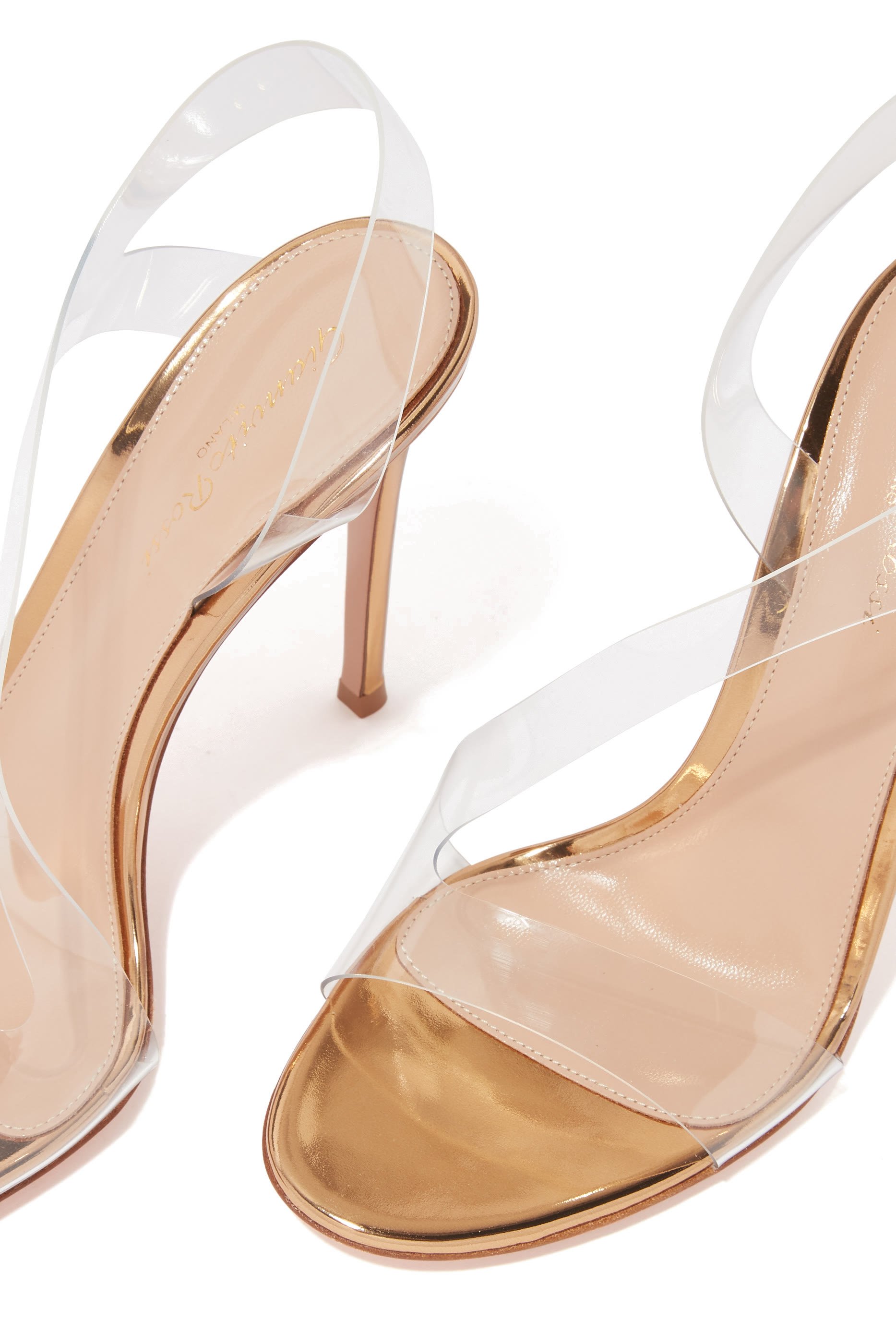 صندل متروبوليس 105 جلد لامع بأجزاء شفافة