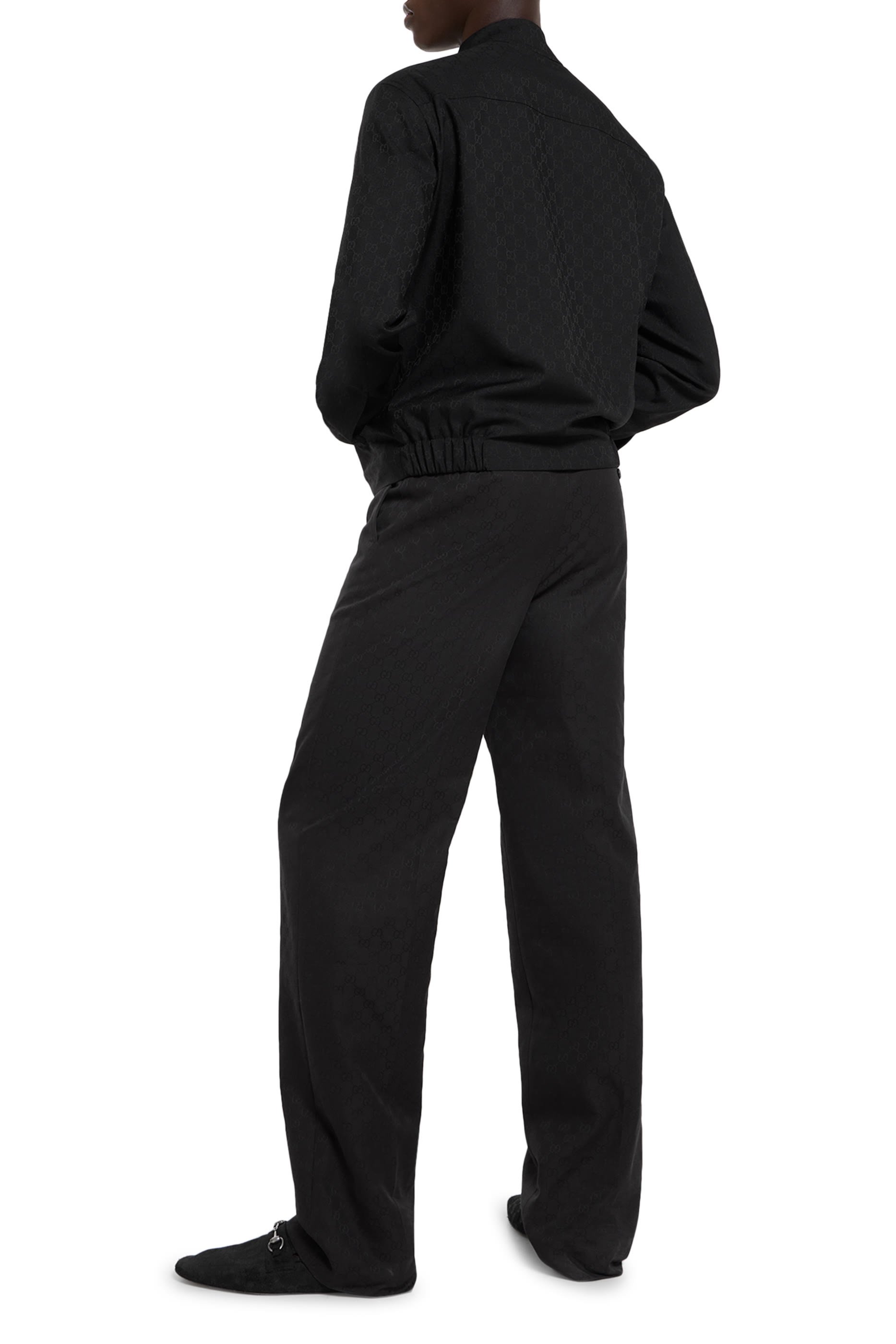 جاكيت بسحاب ونقشة حرفي شعار الماركة صوف