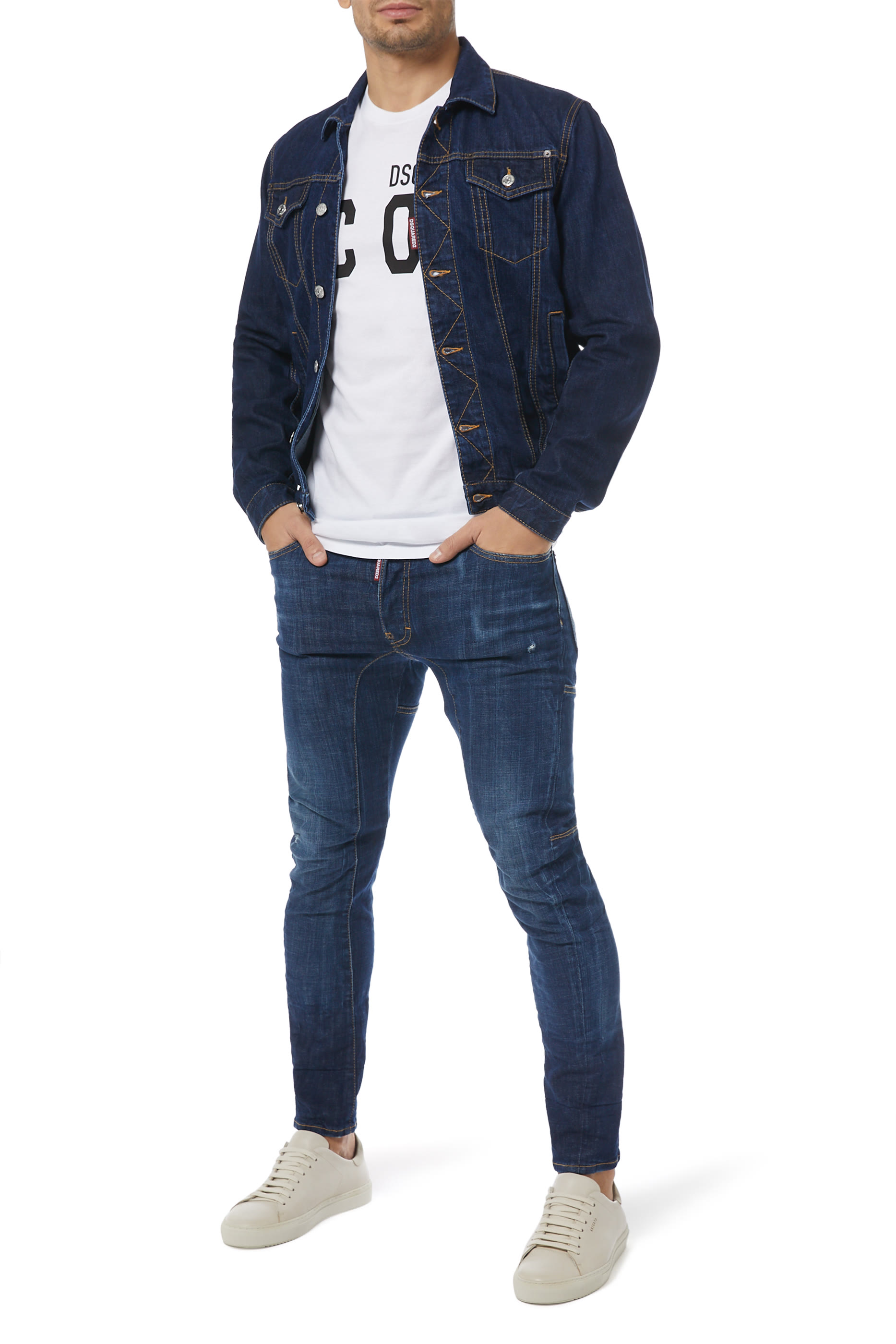 تي شيرت بطبعة شعار الماركة وكلمة Icon