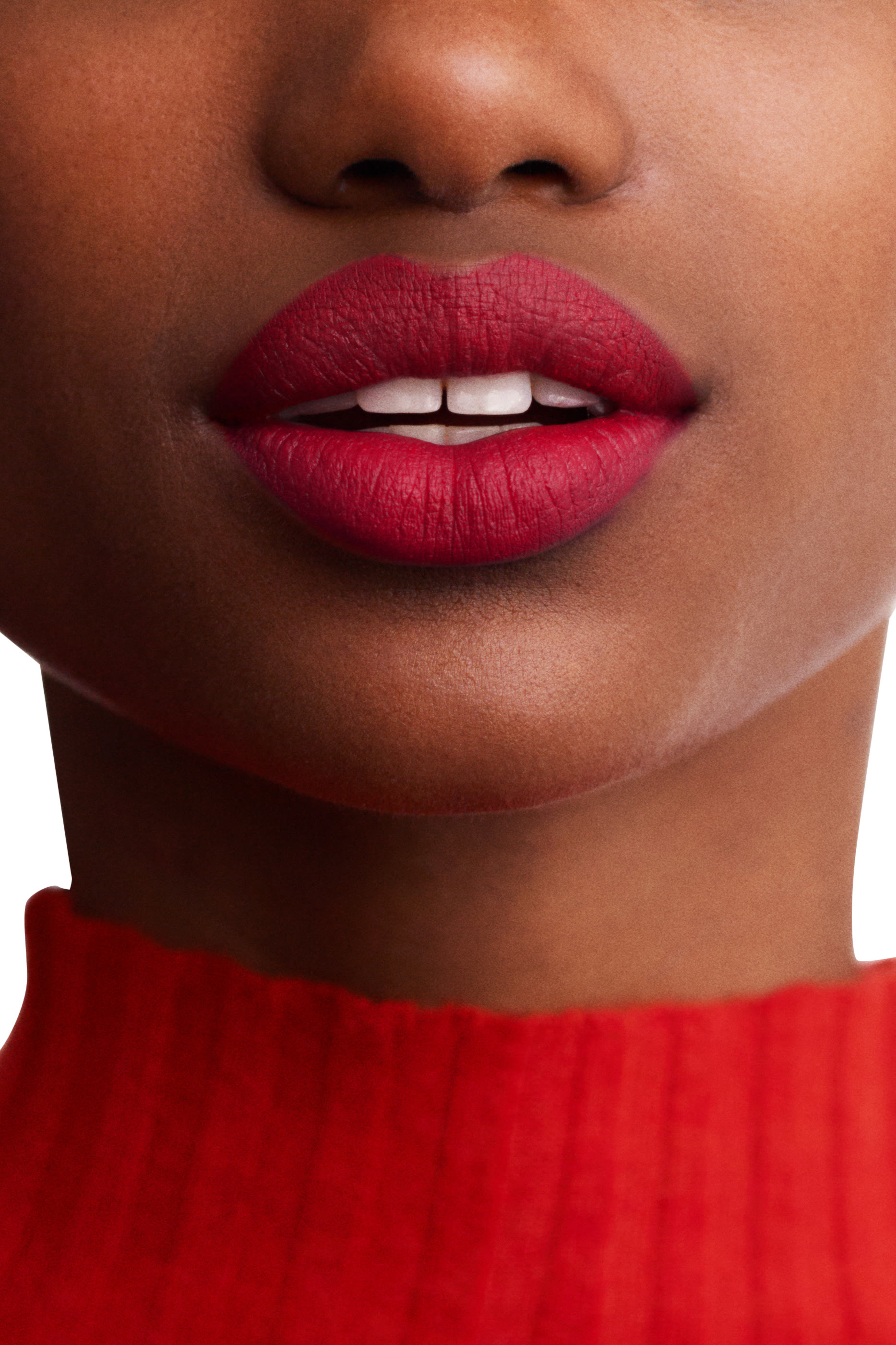 أحمر شفاه روج غير لامع درجة روز نوي