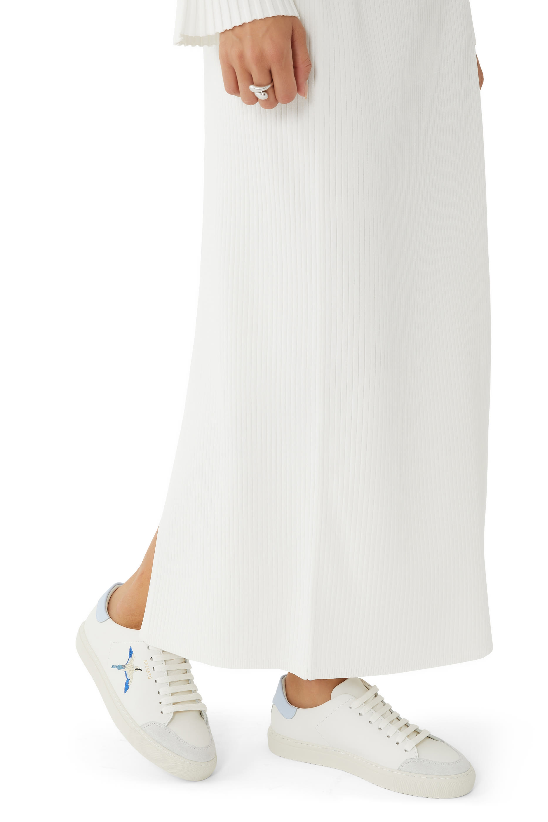 سنيكرز كلين 90 تريبل بي بشعار الماركة جلد