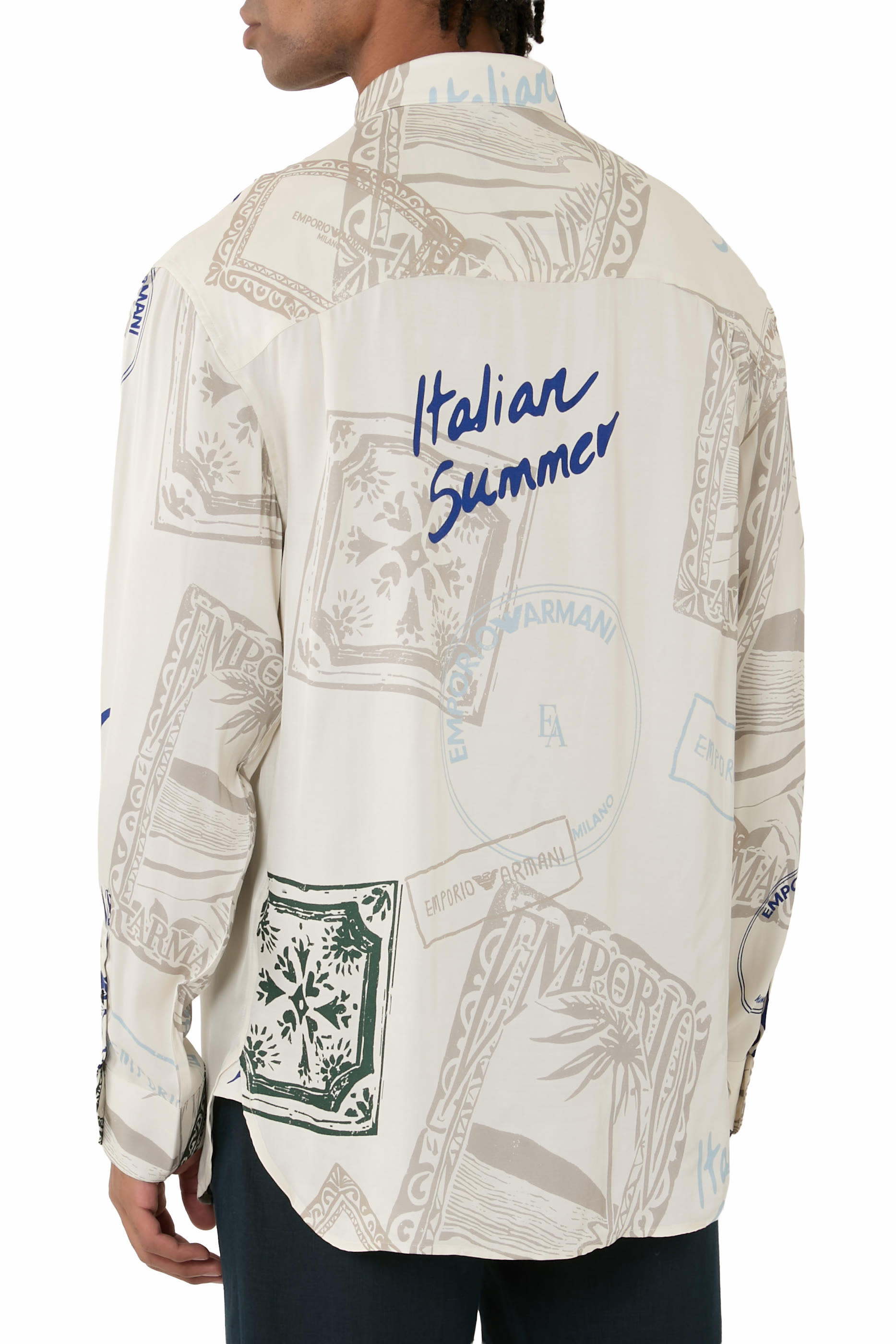 قميص بنقشة نباتية