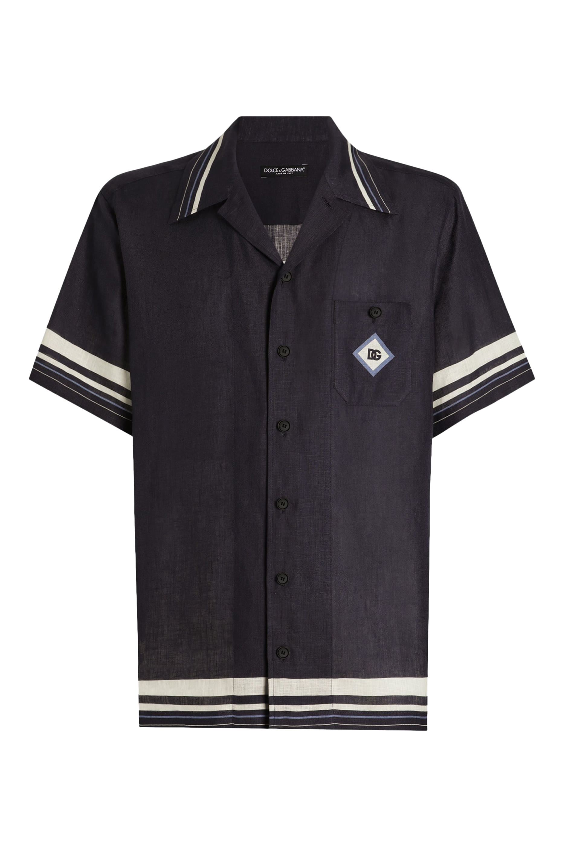 قميص بشعار الماركة