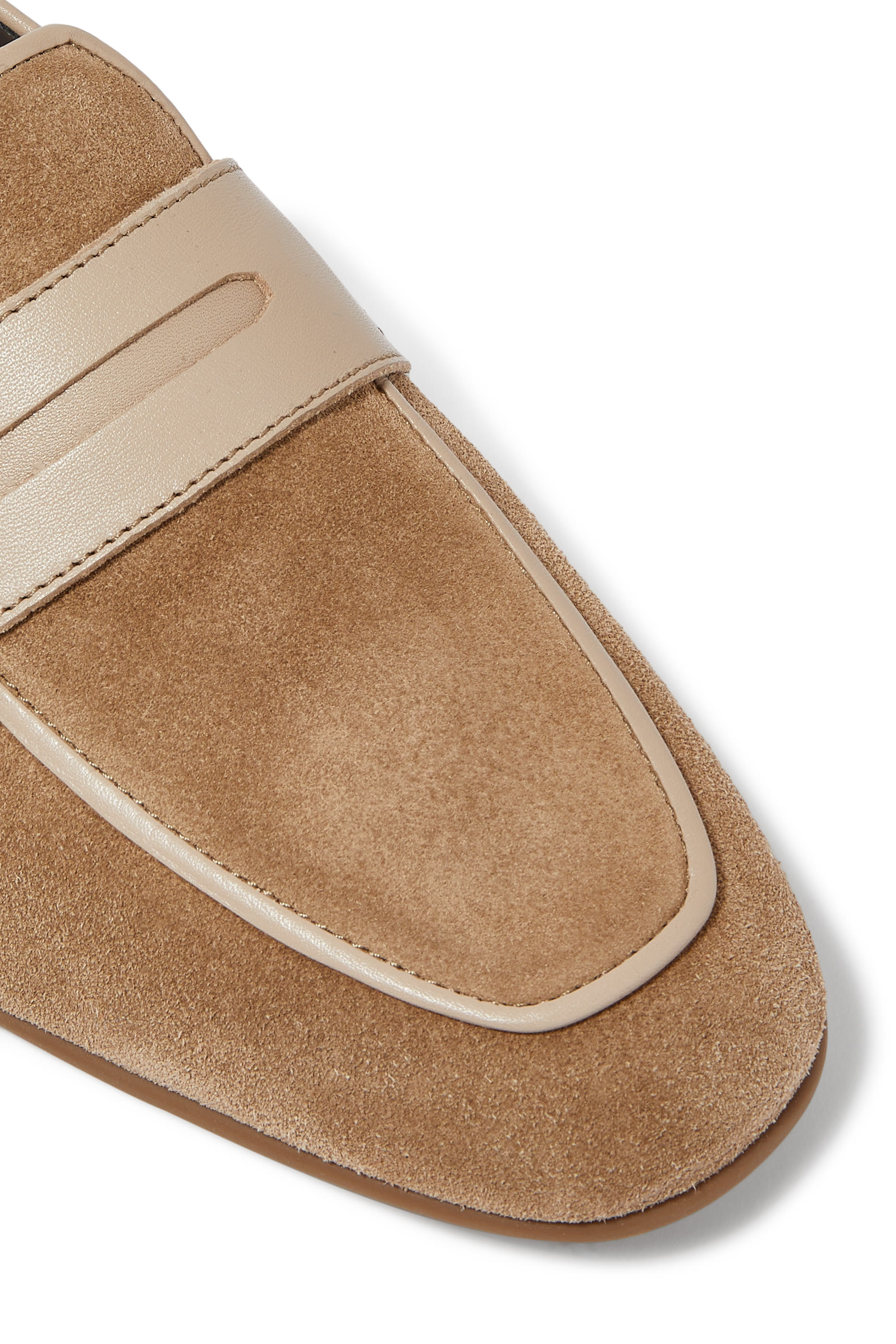 حذاء بيني سهل الارتداء شمواه