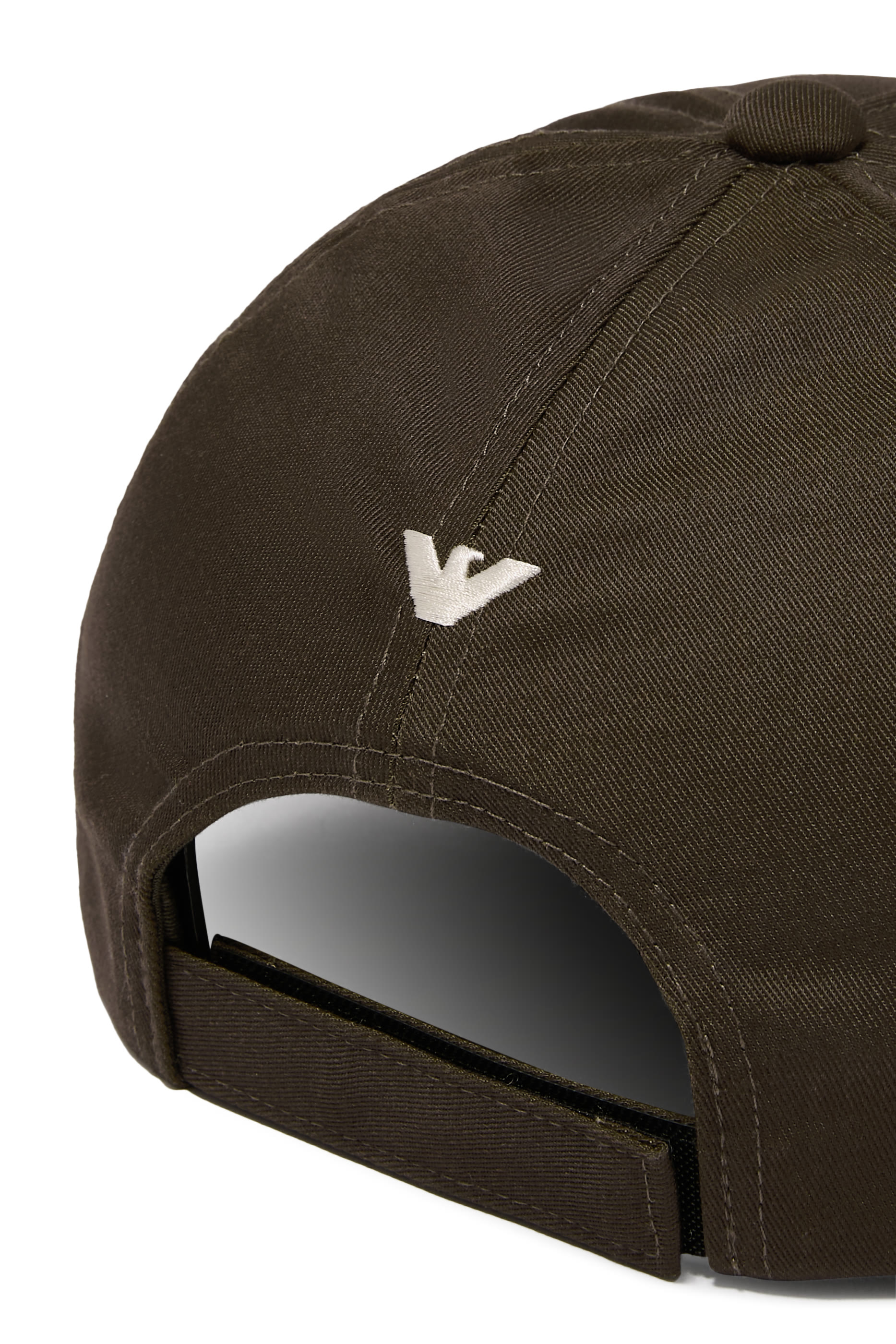 كاب بيسبول بشعار الماركة