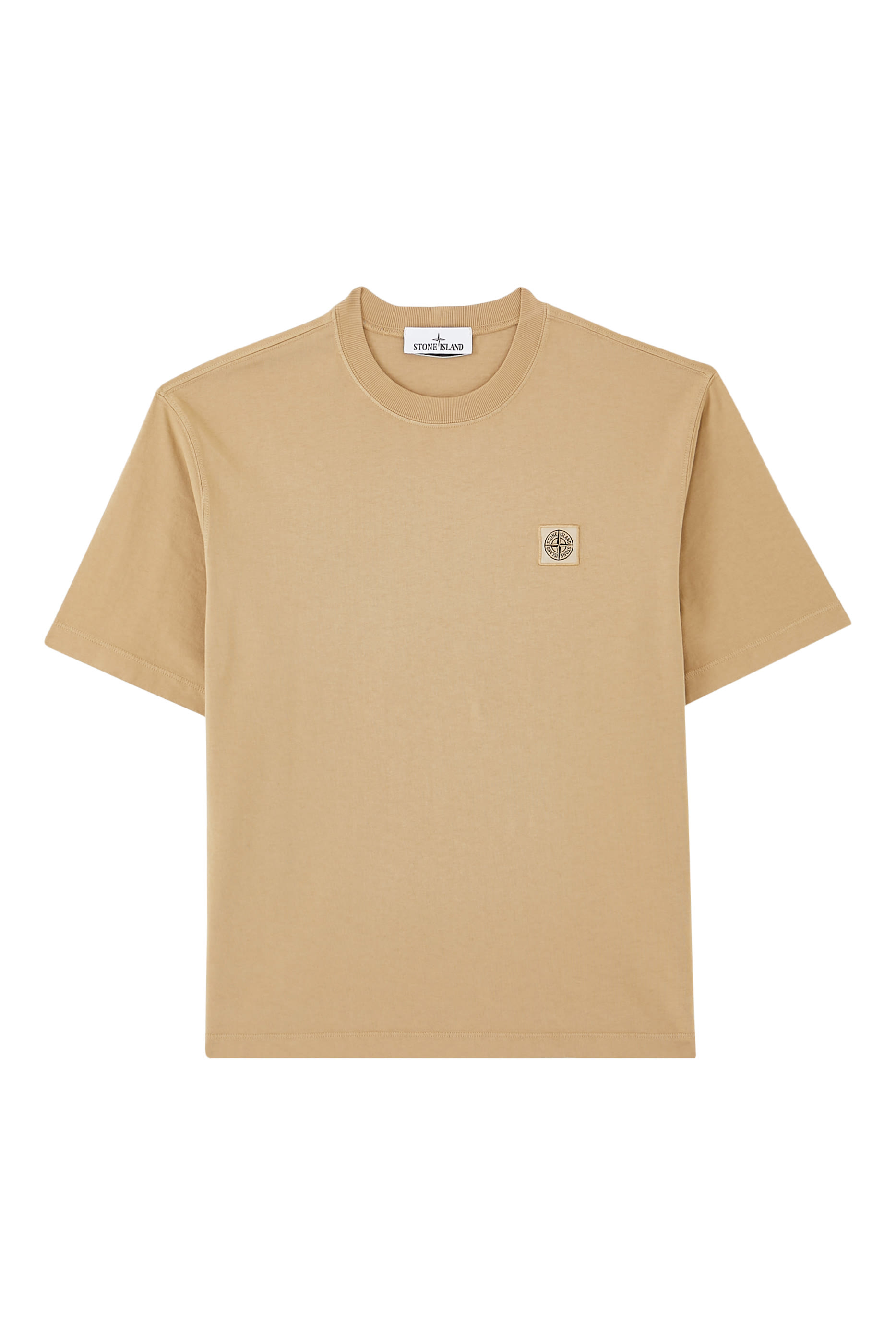 تيشيرت بأكمام قصيرة