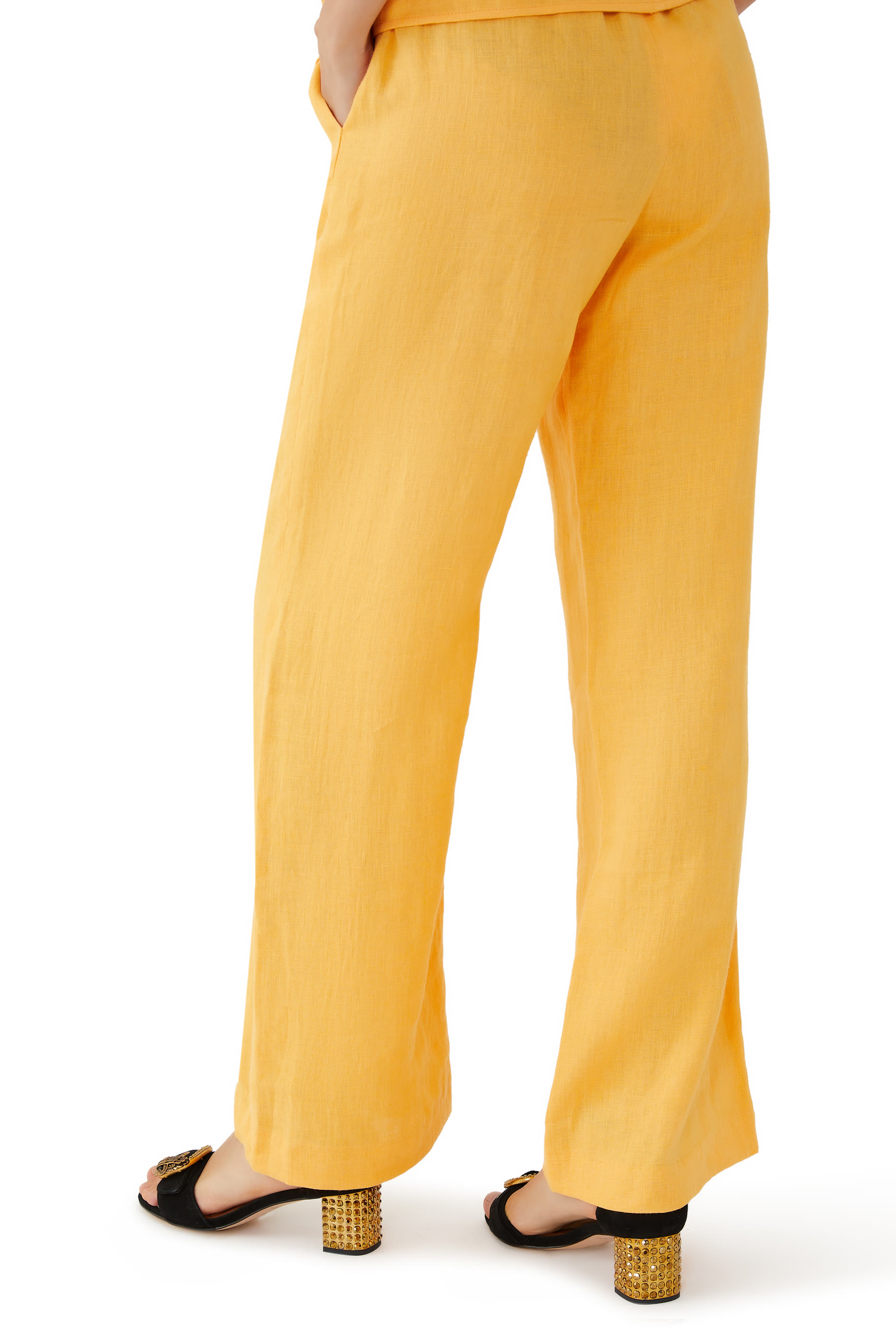 صندل مايفير 55 بحلية بشعار رأس النسر